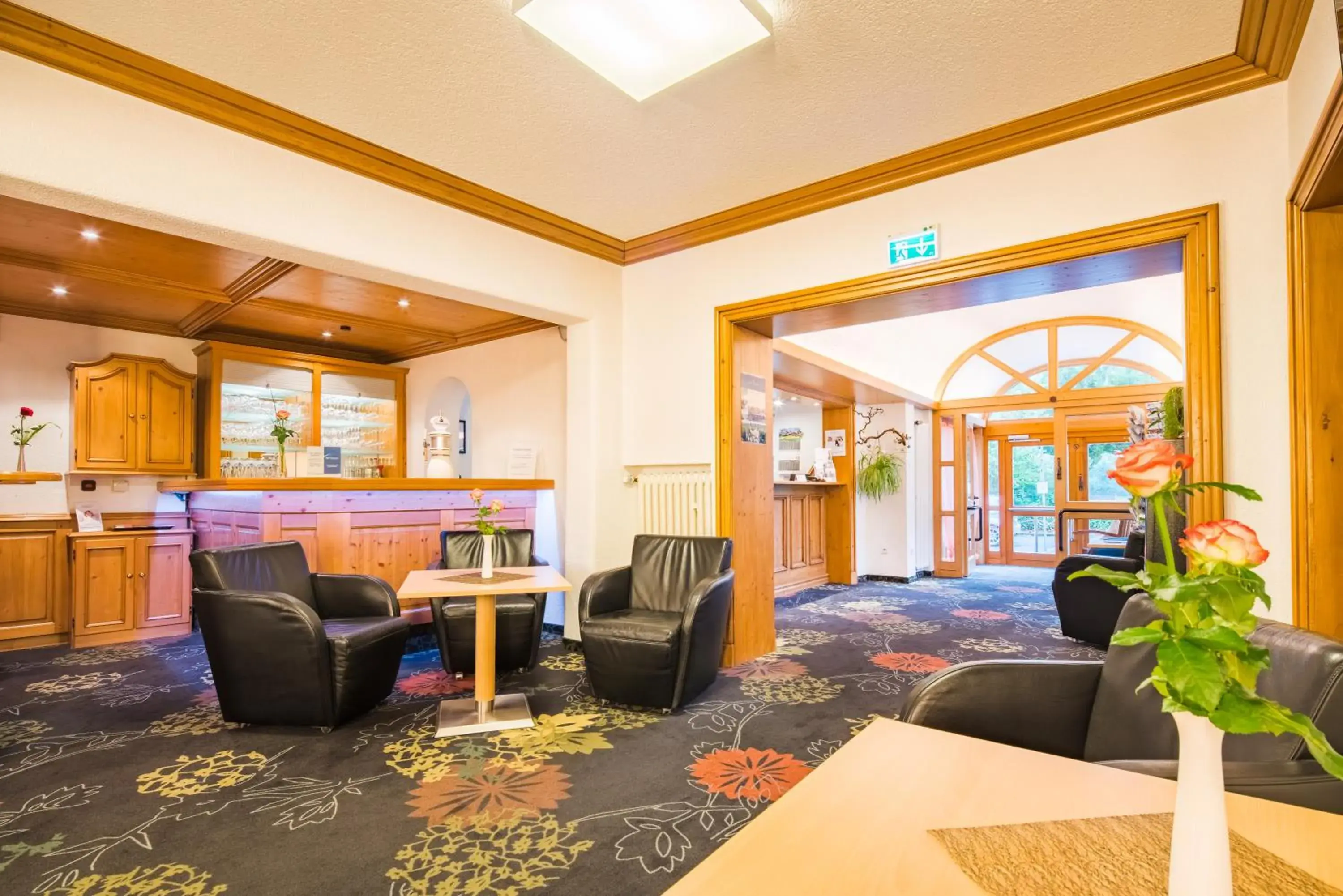 Lounge or bar, Lobby/Reception in Best Western Blankenburg Hotel