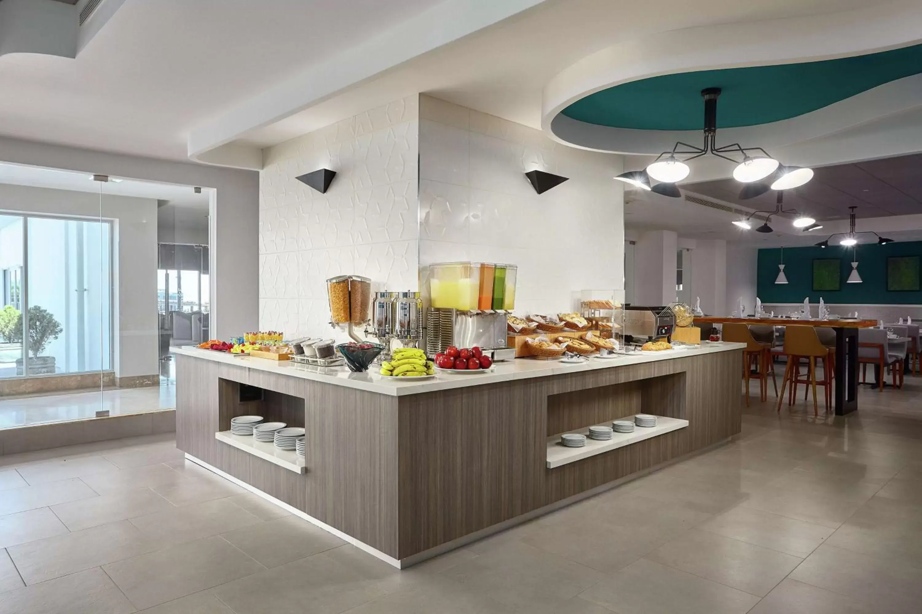 Breakfast, Restaurant/Places to Eat in DoubleTree by Hilton Managua