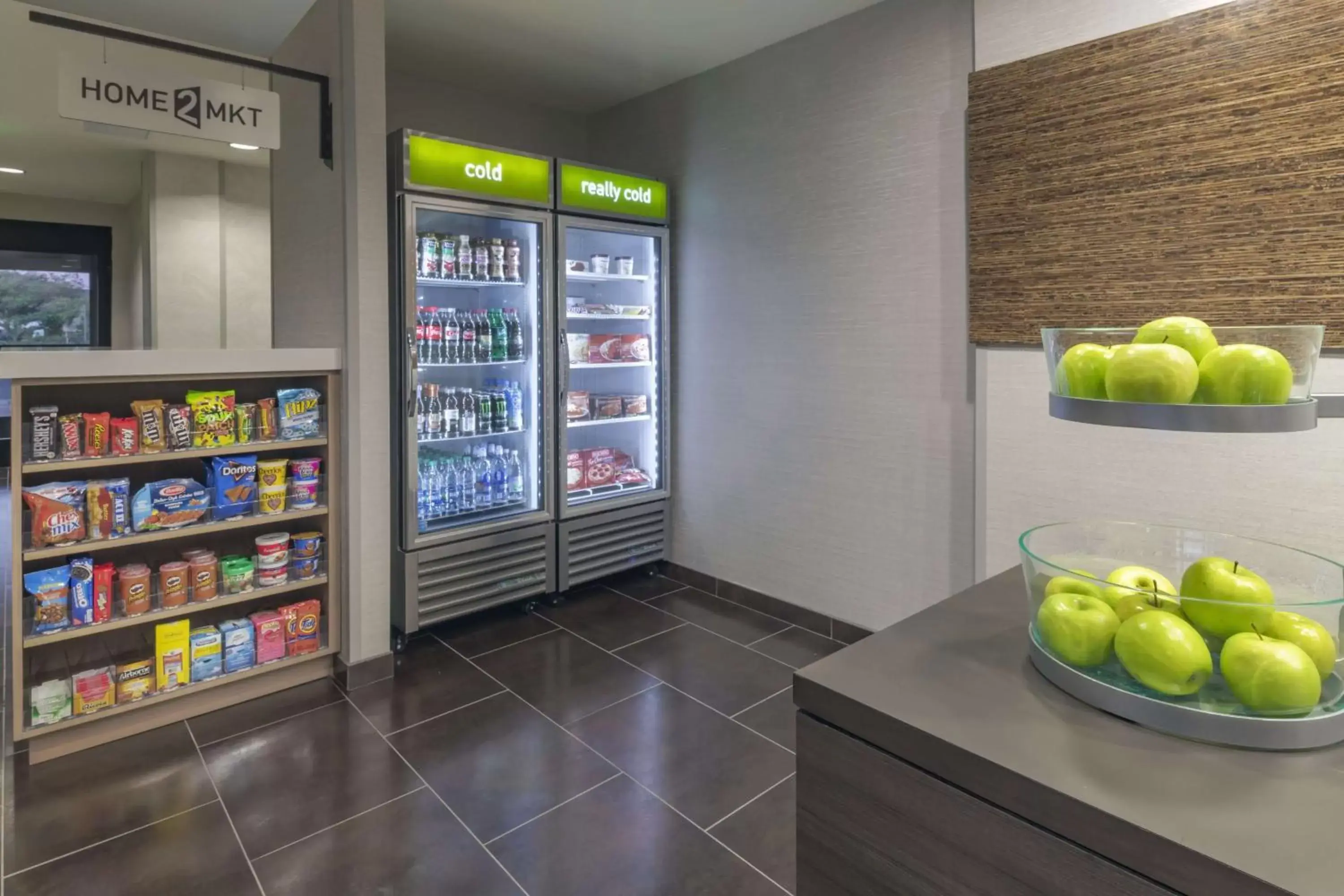 Restaurant/places to eat in Home2 Suites by Hilton Kingman Restaurant/places to eat in Home2 Suites by Hilton Kingman