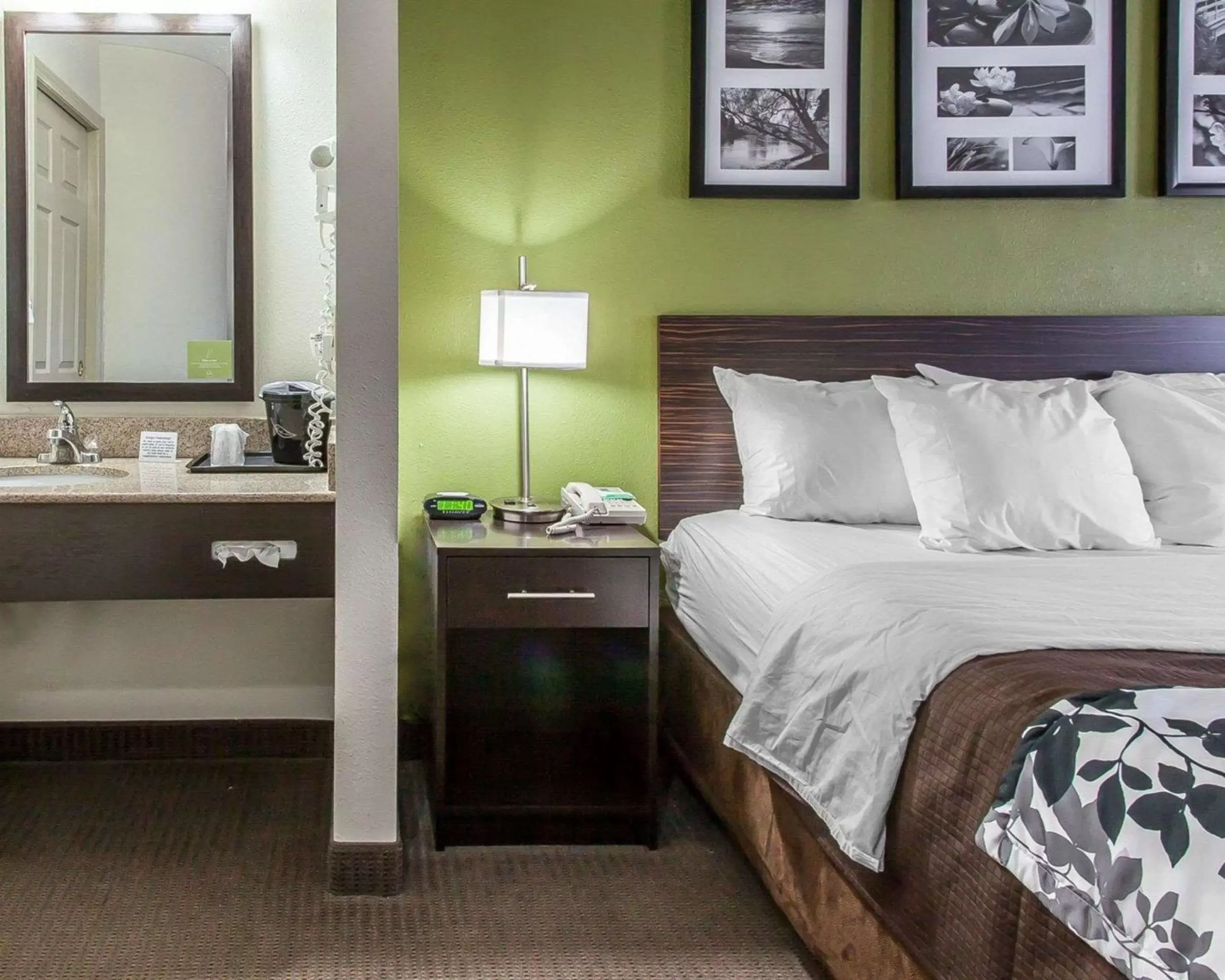 Photo of the whole room, Bed in Sleep Inn & Suites Near I-90 and Ashtabula Photo of the whole room, Bed in Sleep Inn & Suites Near I-90 and Ashtabula