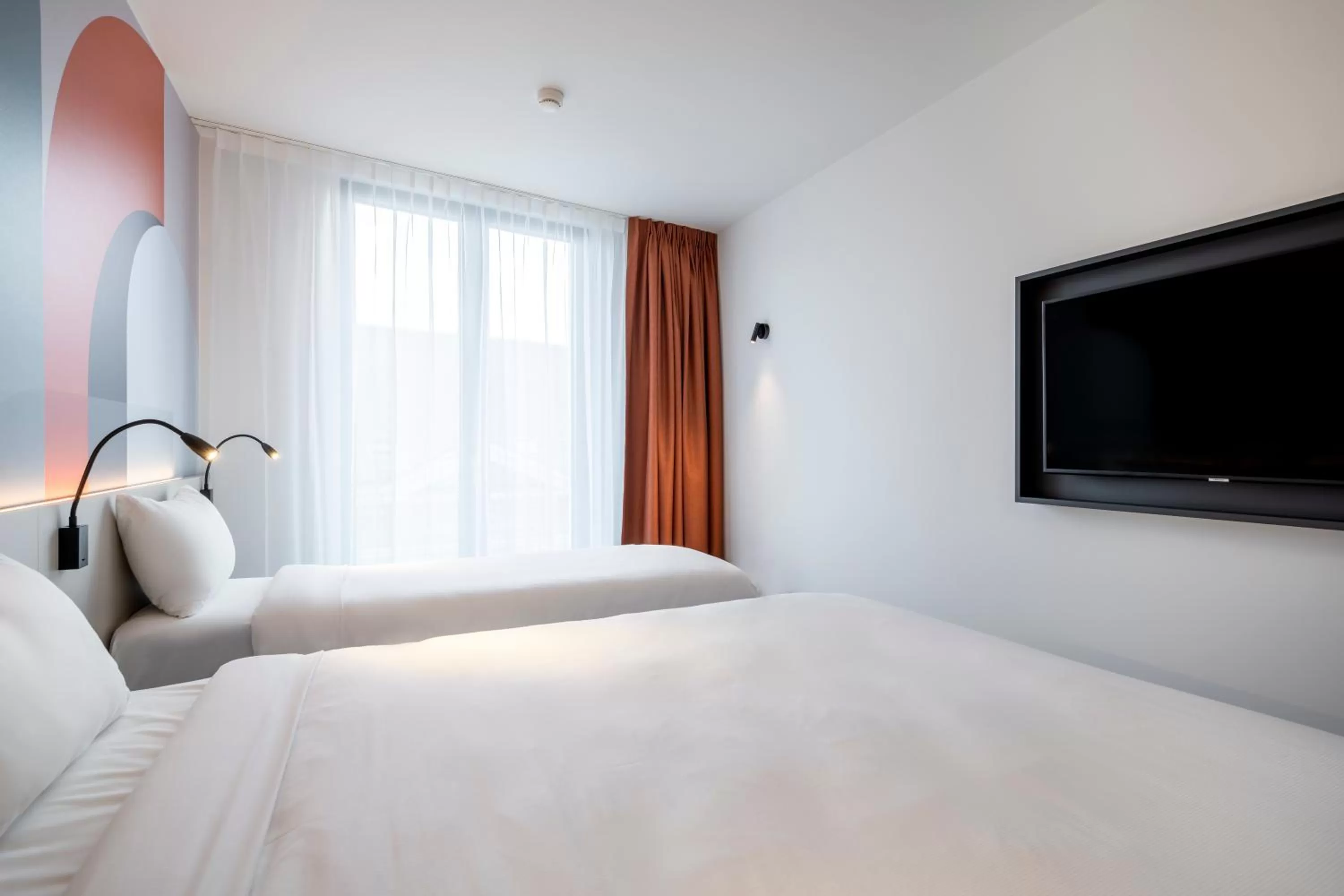 TV and multimedia, Bed in B&B HOTEL Gent Centrum