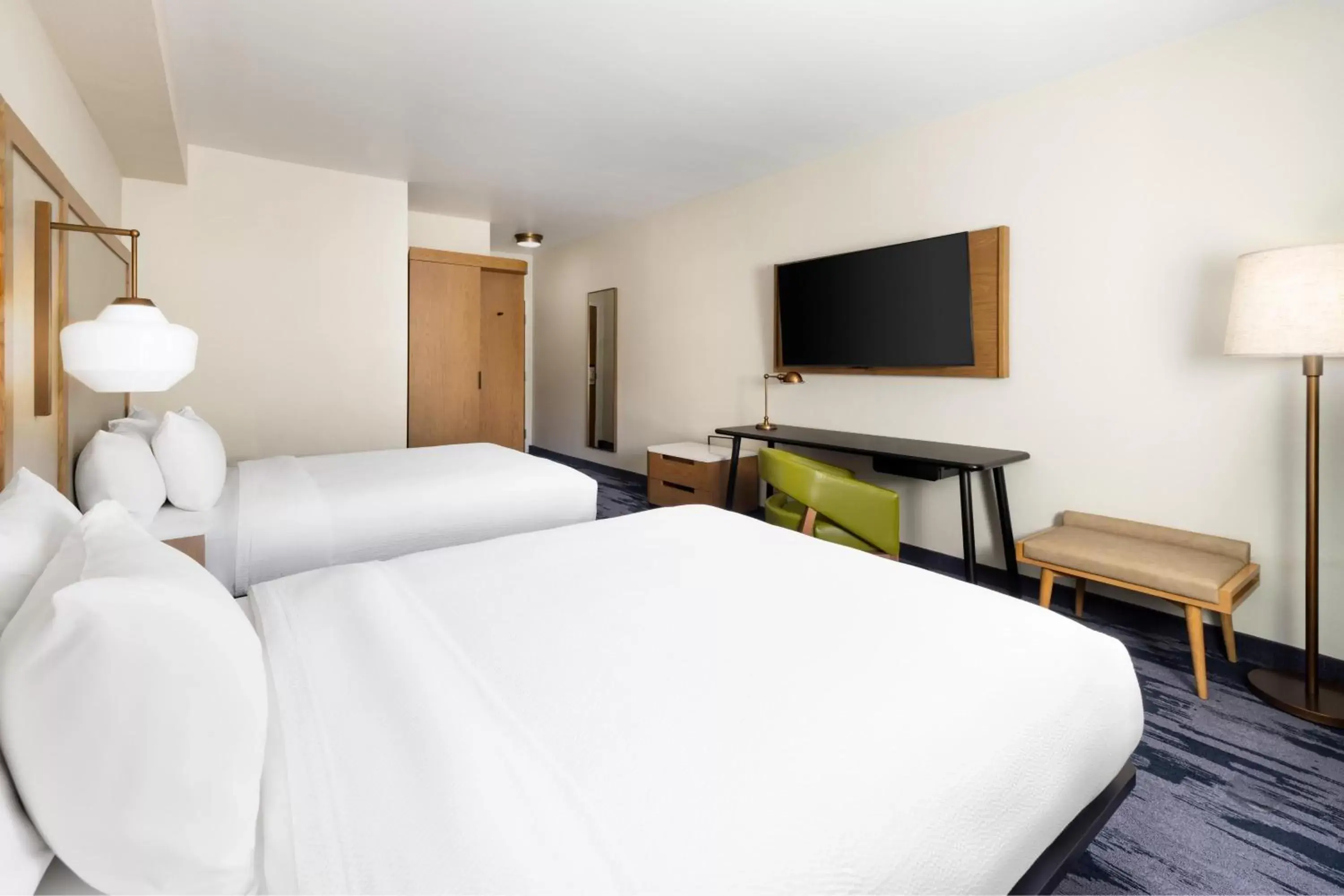 Photo of the whole room, Bed in Fairfield Inn & Suites by Marriott Oakhurst Yosemite