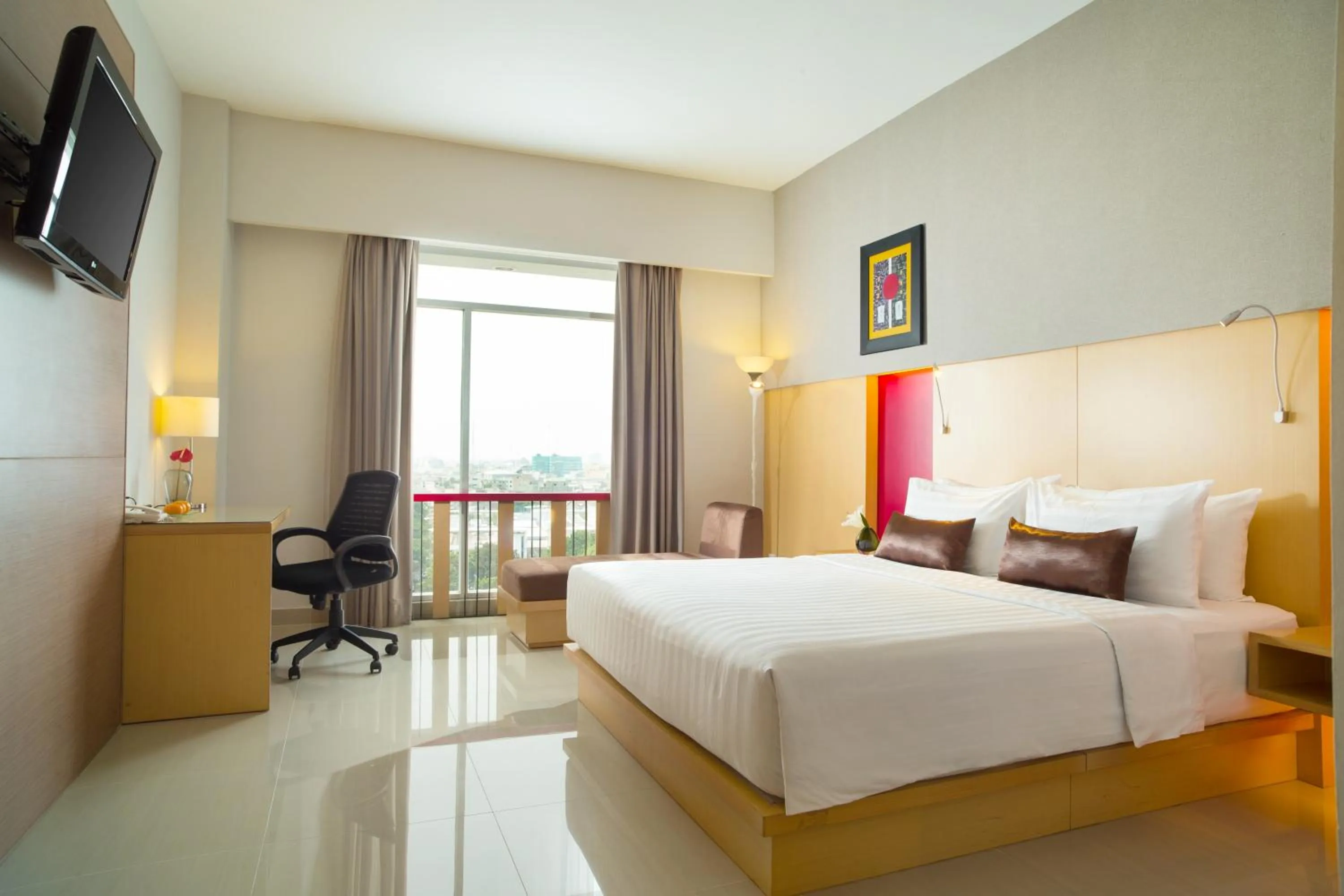 Bed in Santika Premiere Dyandra Hotel & Convention - Medan