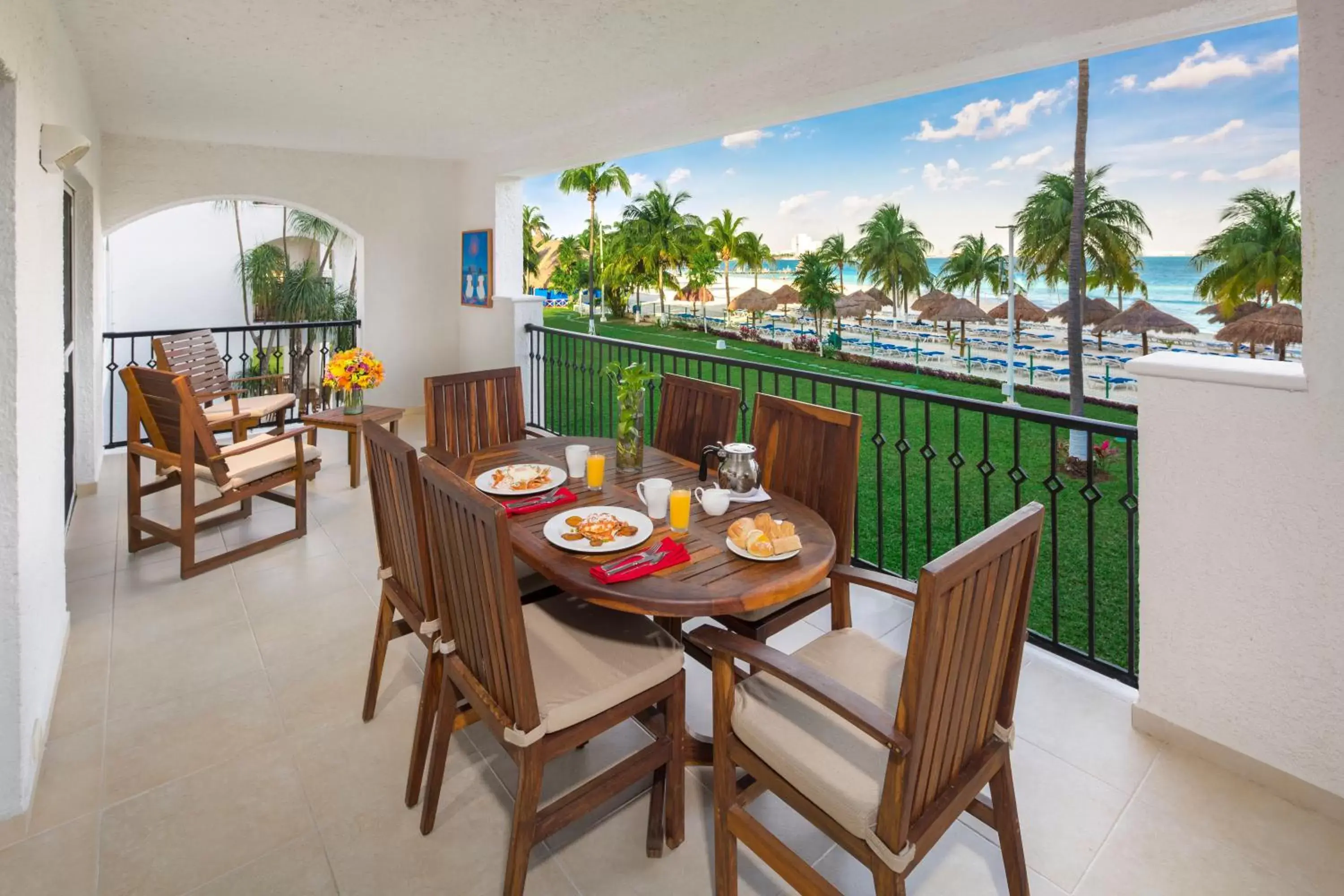 Balcony/Terrace in Beachscape Kin Ha Villas & Suites