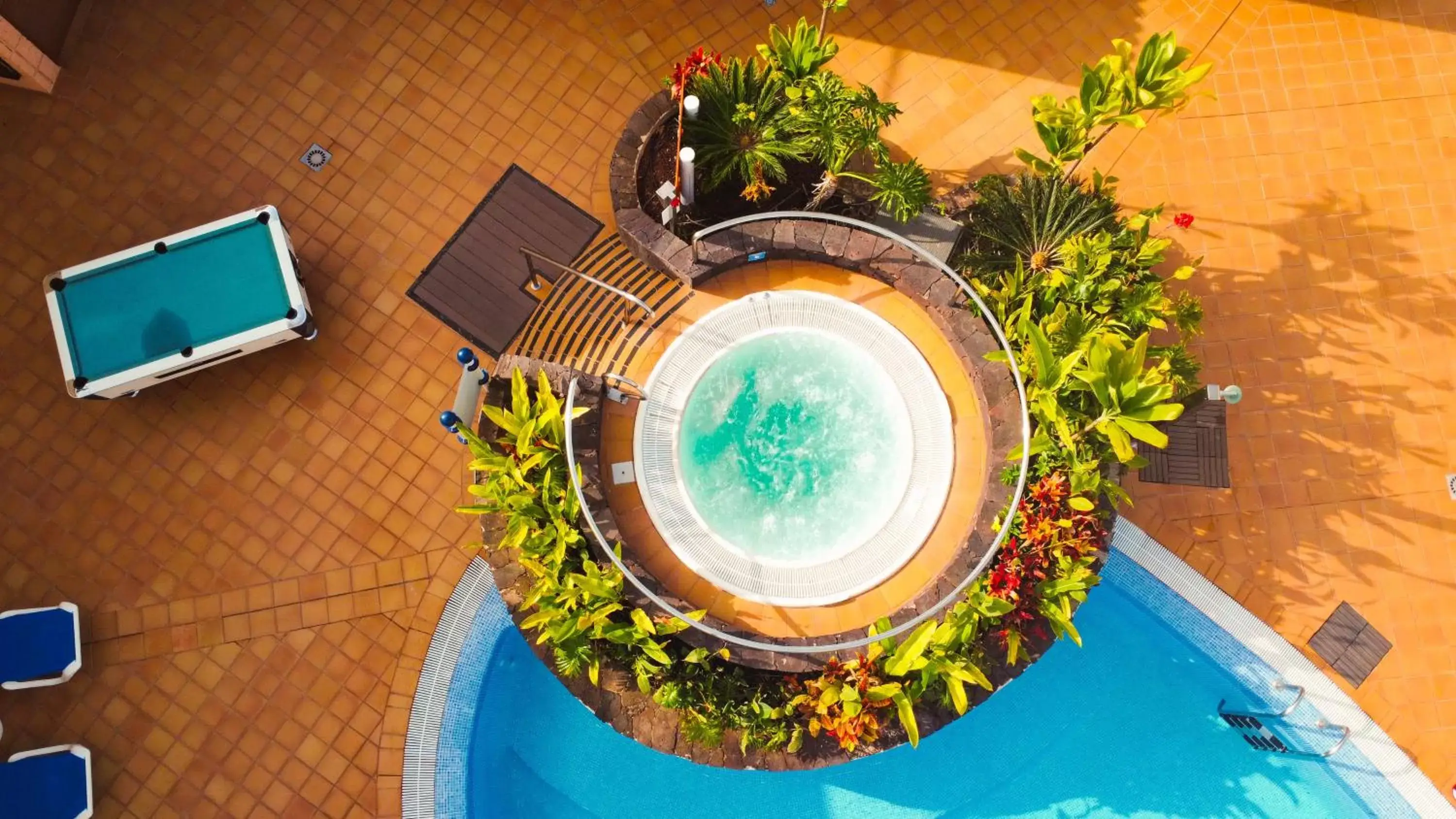 Hot Tub, Pool View in Wyndham Residences Costa Adeje