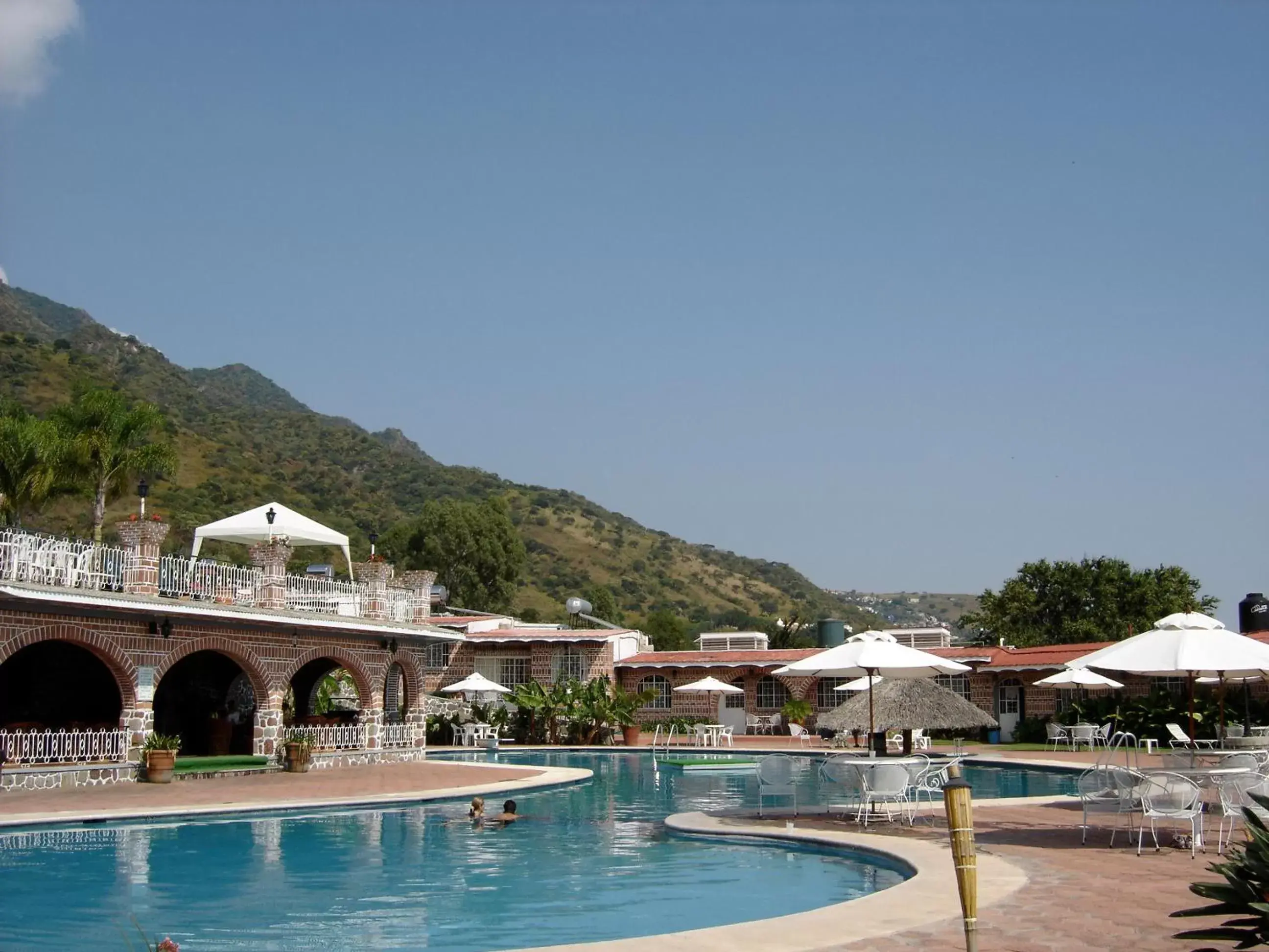 Swimming Pool in Mama Chuy Hotel & Villas