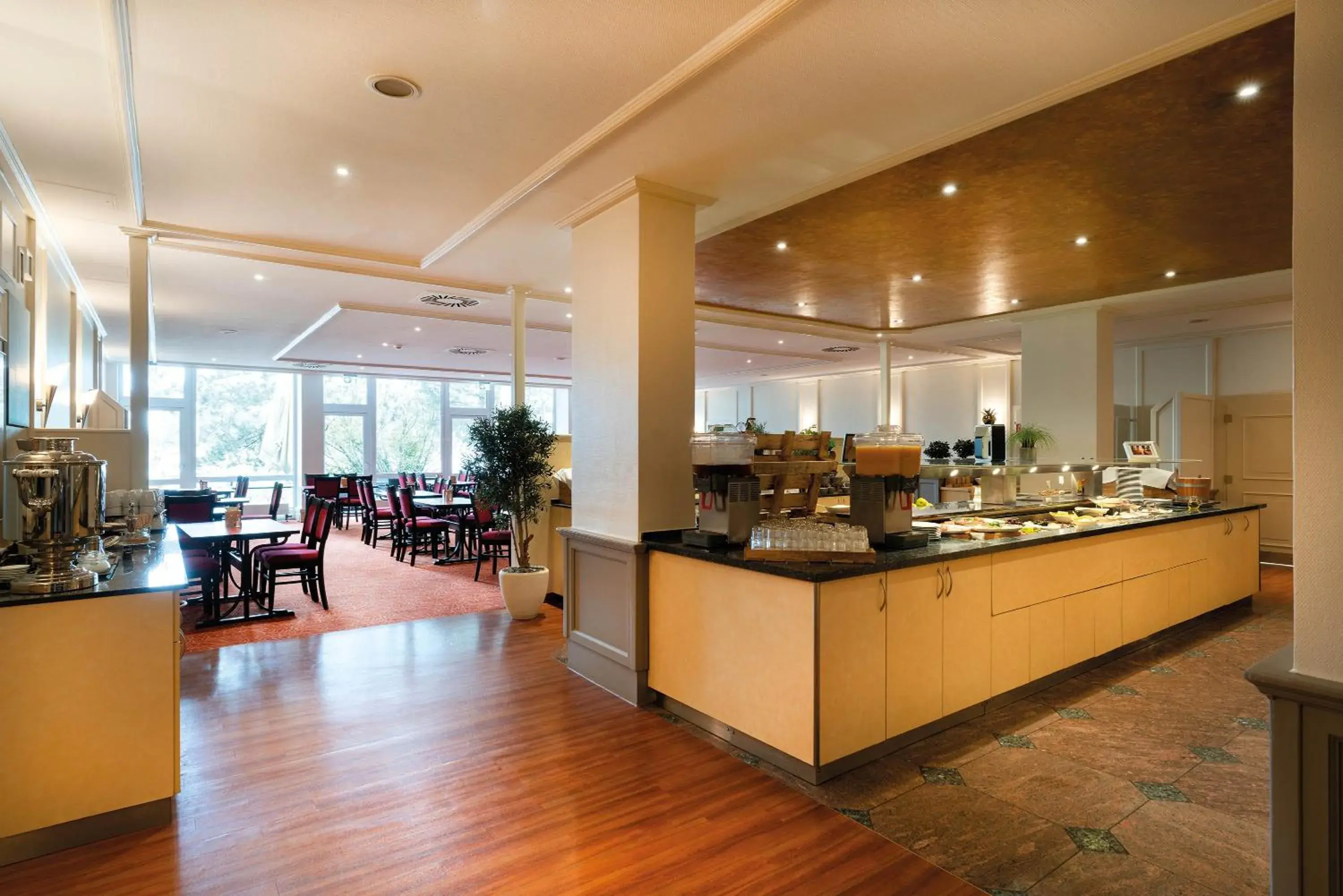 Restaurant/places to eat in Seminaris Hotel Nürnberg Restaurant/places to eat in Seminaris Hotel Nürnberg