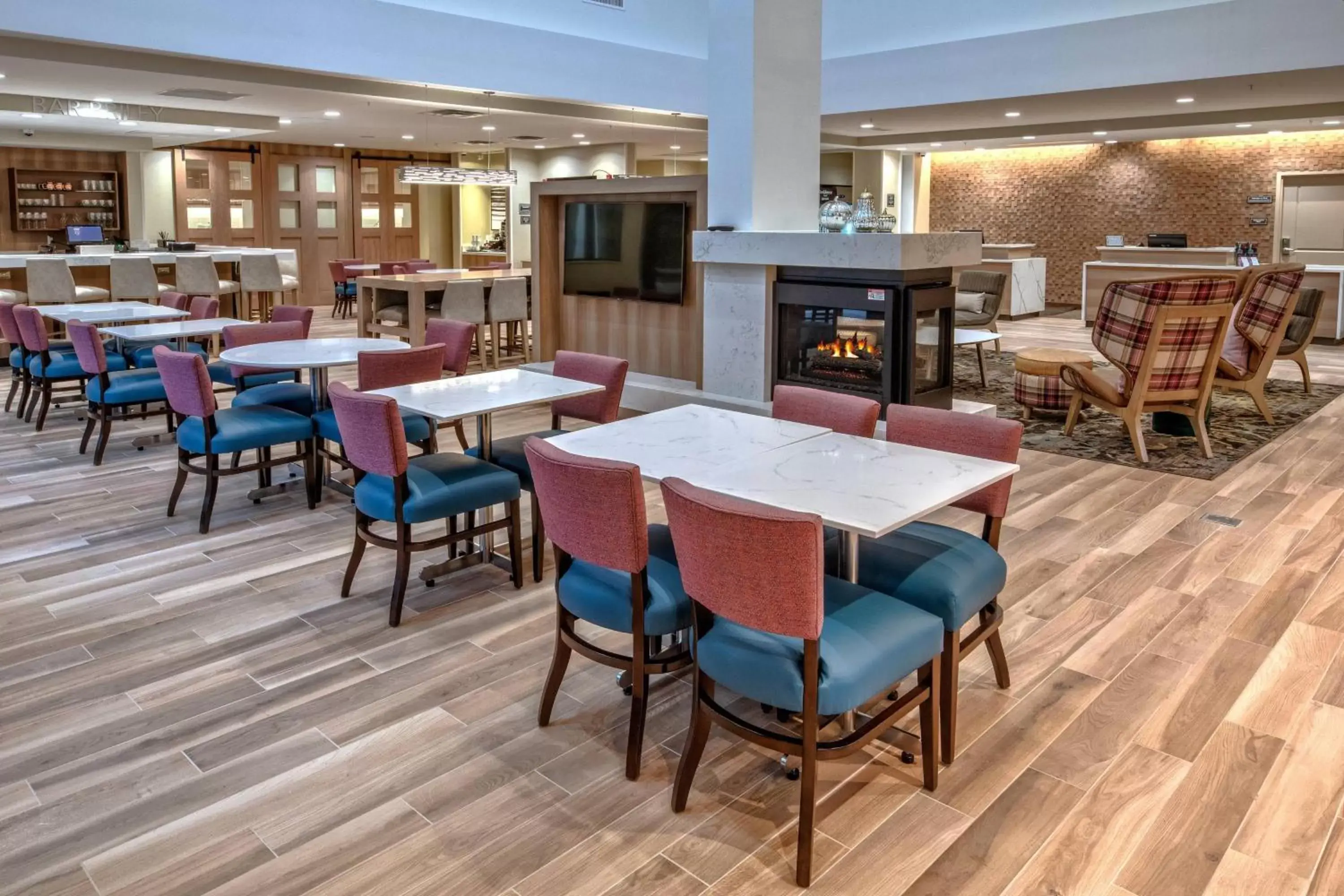 Breakfast, Restaurant/Places to Eat in Residence Inn by Marriott Nashville at Opryland