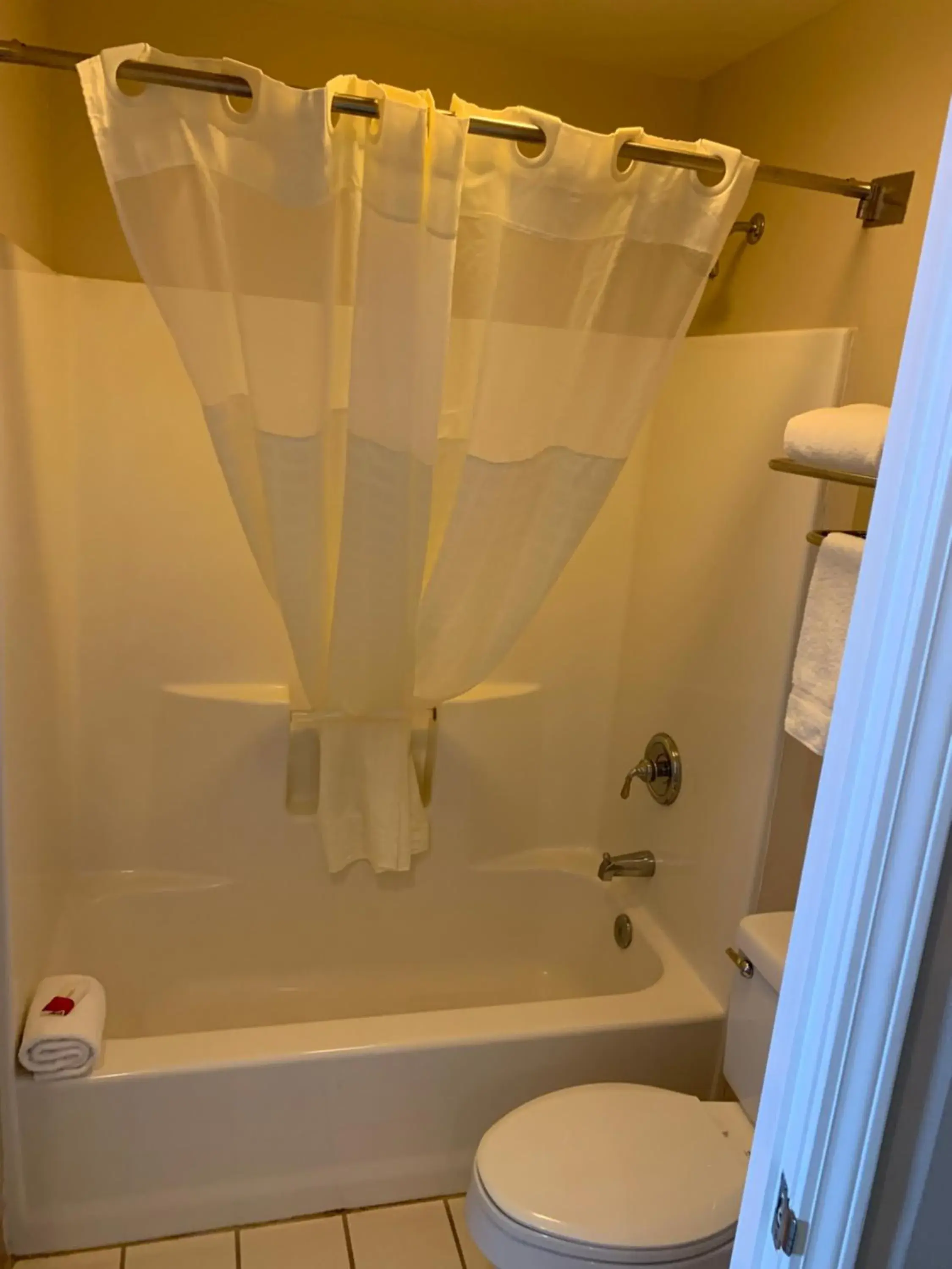 Shower, Bathroom in Baymont by Wyndham Ormond Beach