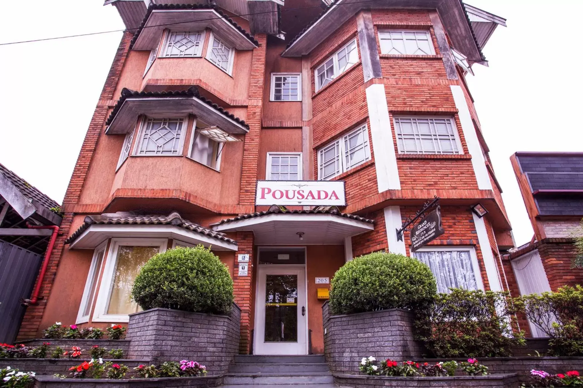 Facade/entrance in Grand Residences Pousadas Facade/entrance in Grand Residences Pousadas