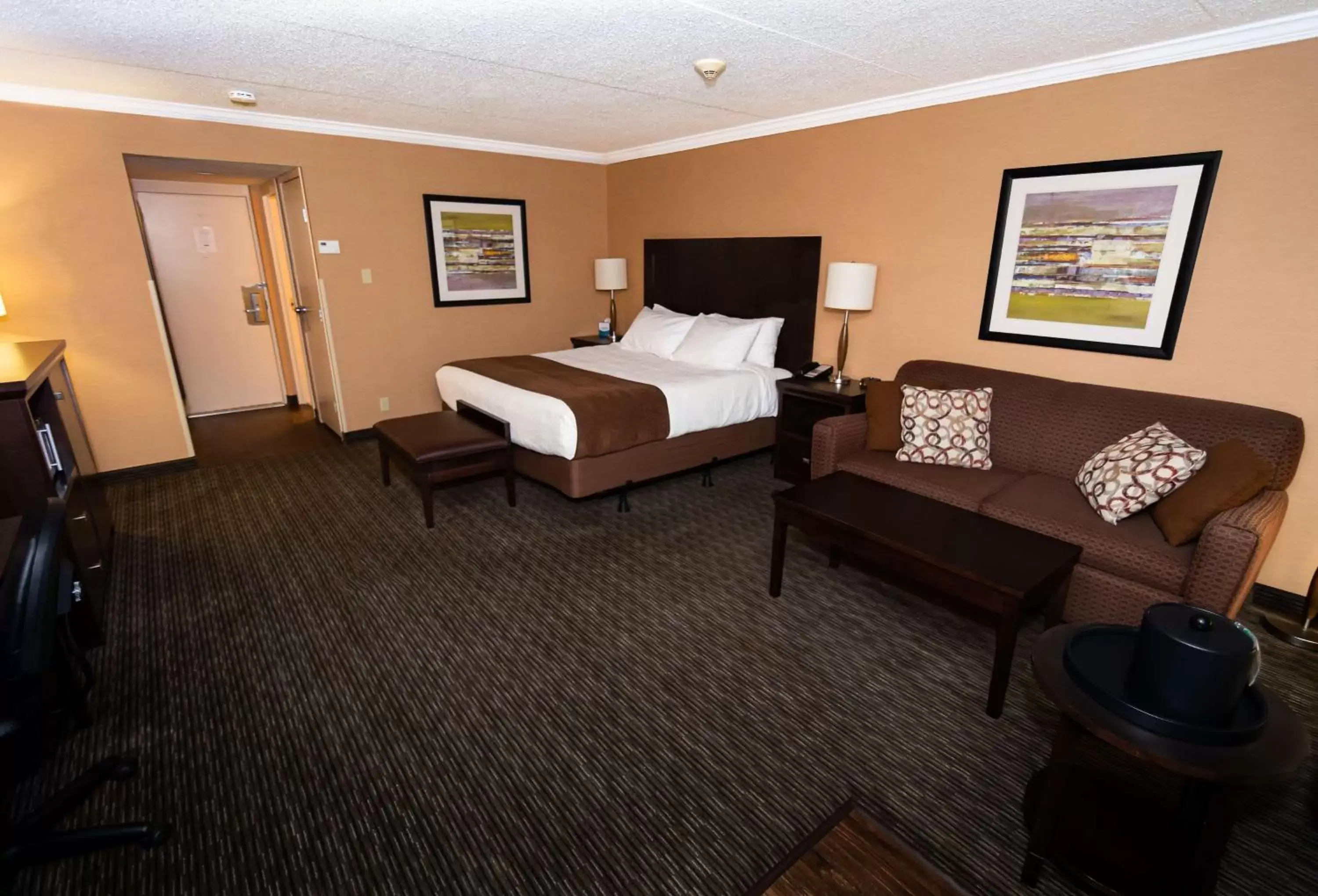 Photo of the whole room in Best Western Plus Dryden Hotel and Conference Centre