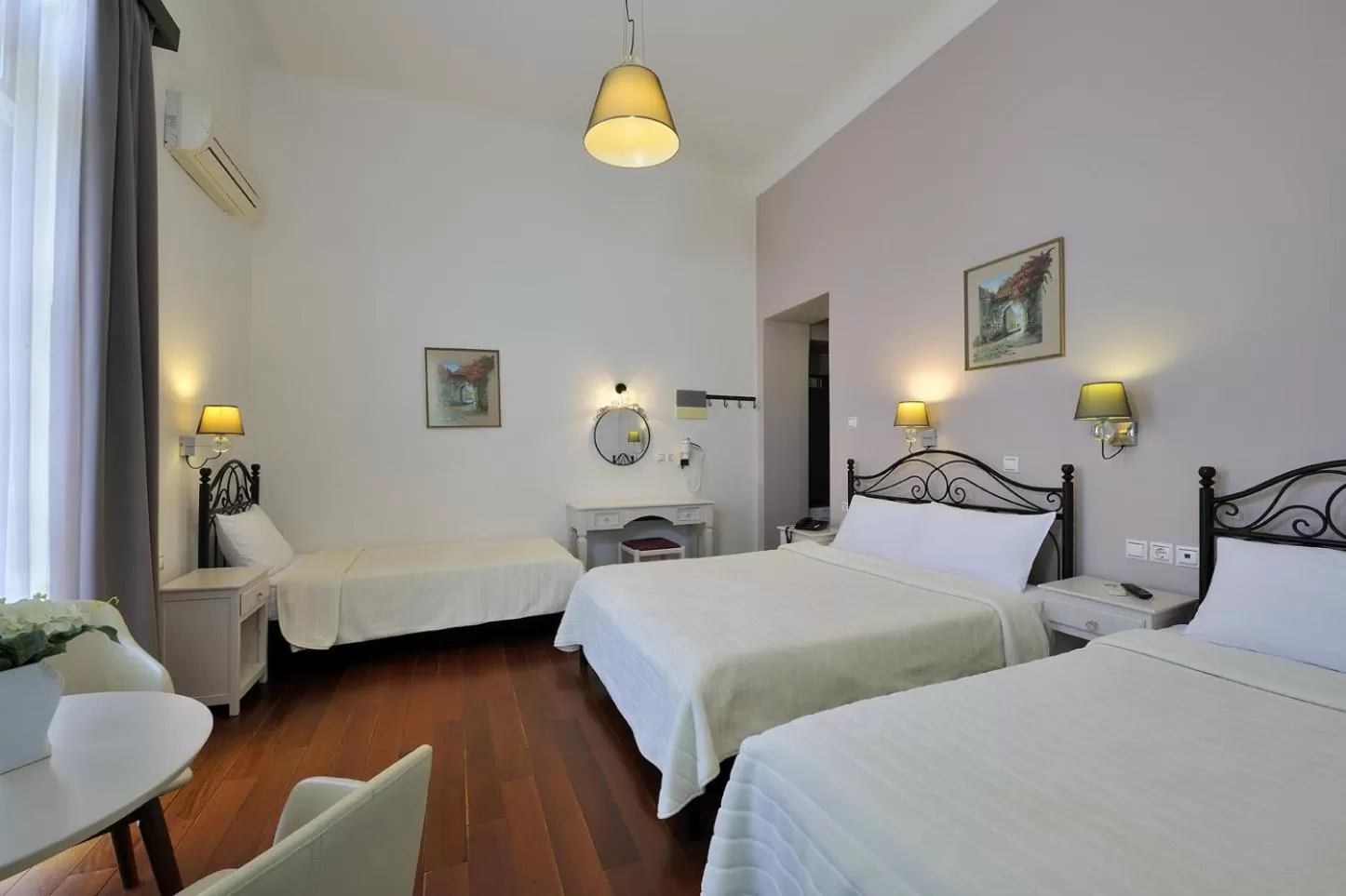 Photo of the whole room, Bed in Dryades & Orion Hotel