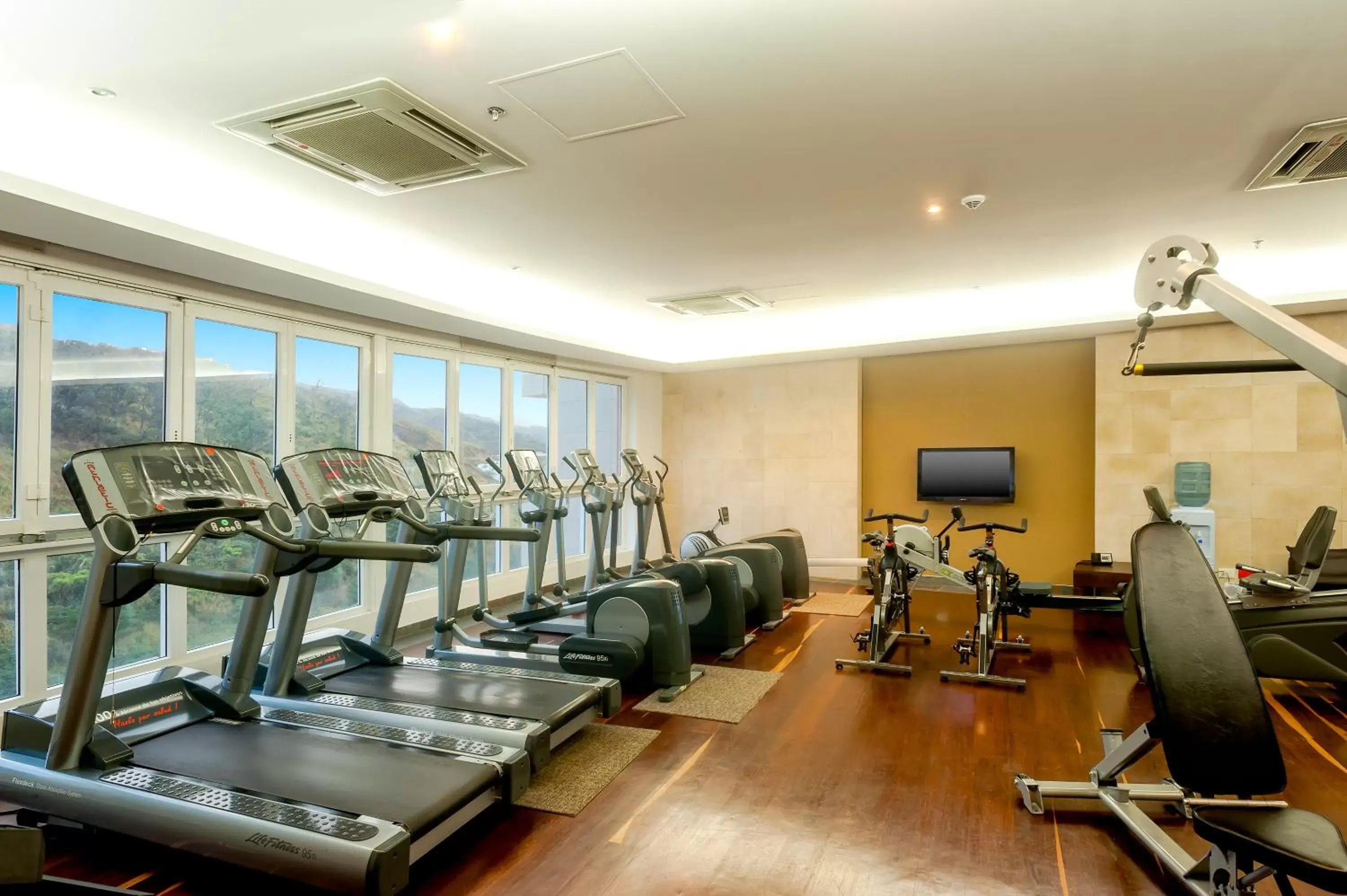 Fitness centre/facilities in Hotel Spiwak Chipichape Cali Fitness centre/facilities in Hotel Spiwak Chipichape Cali
