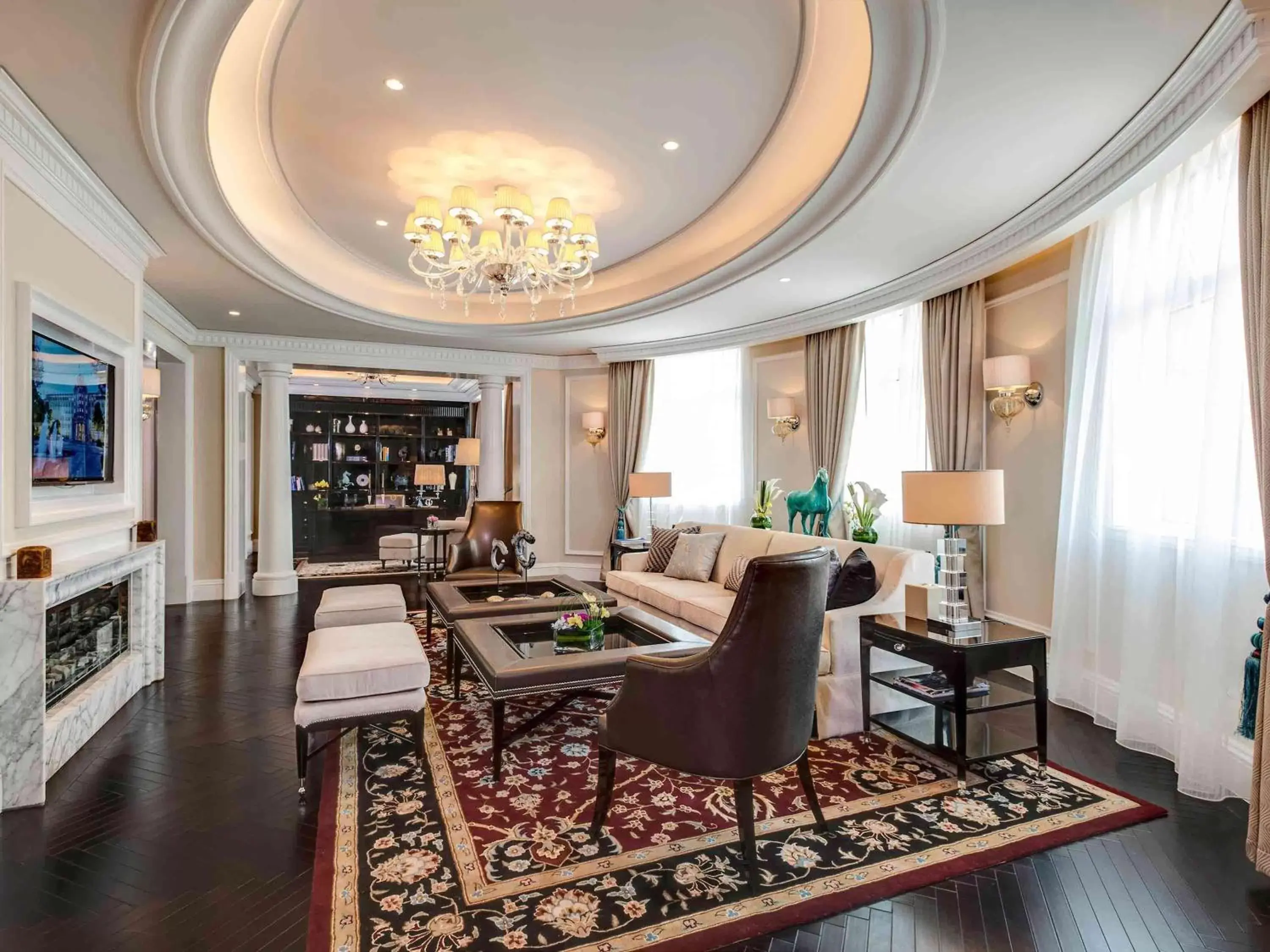 Photo of the whole room, Seating Area in Sofitel Legend People's Grand Hotel Xi'an