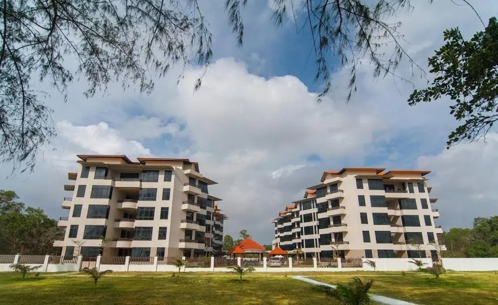 Samsuria Beach Resort & Residence