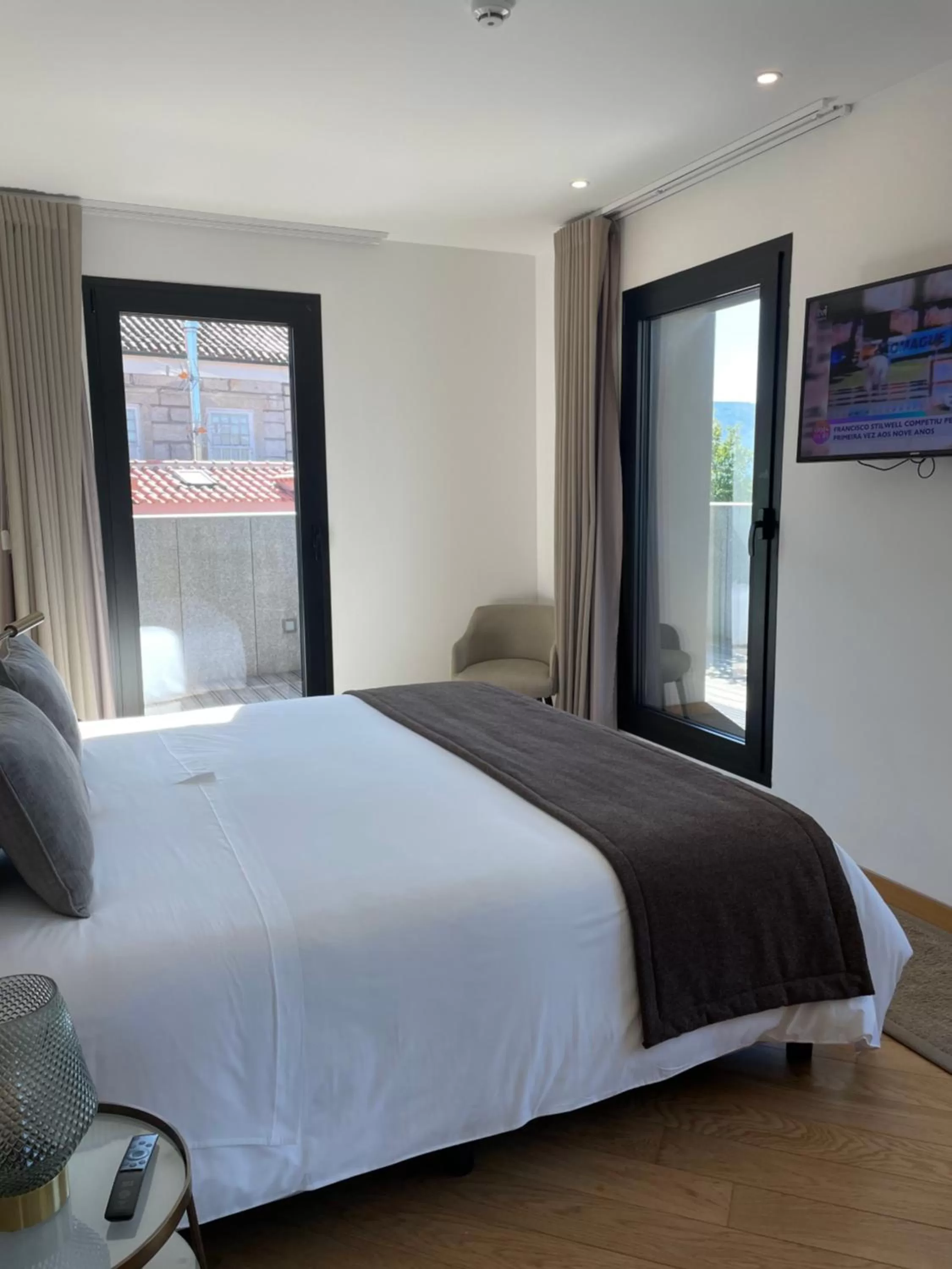 Bedroom, Bed in Castelo Hotel