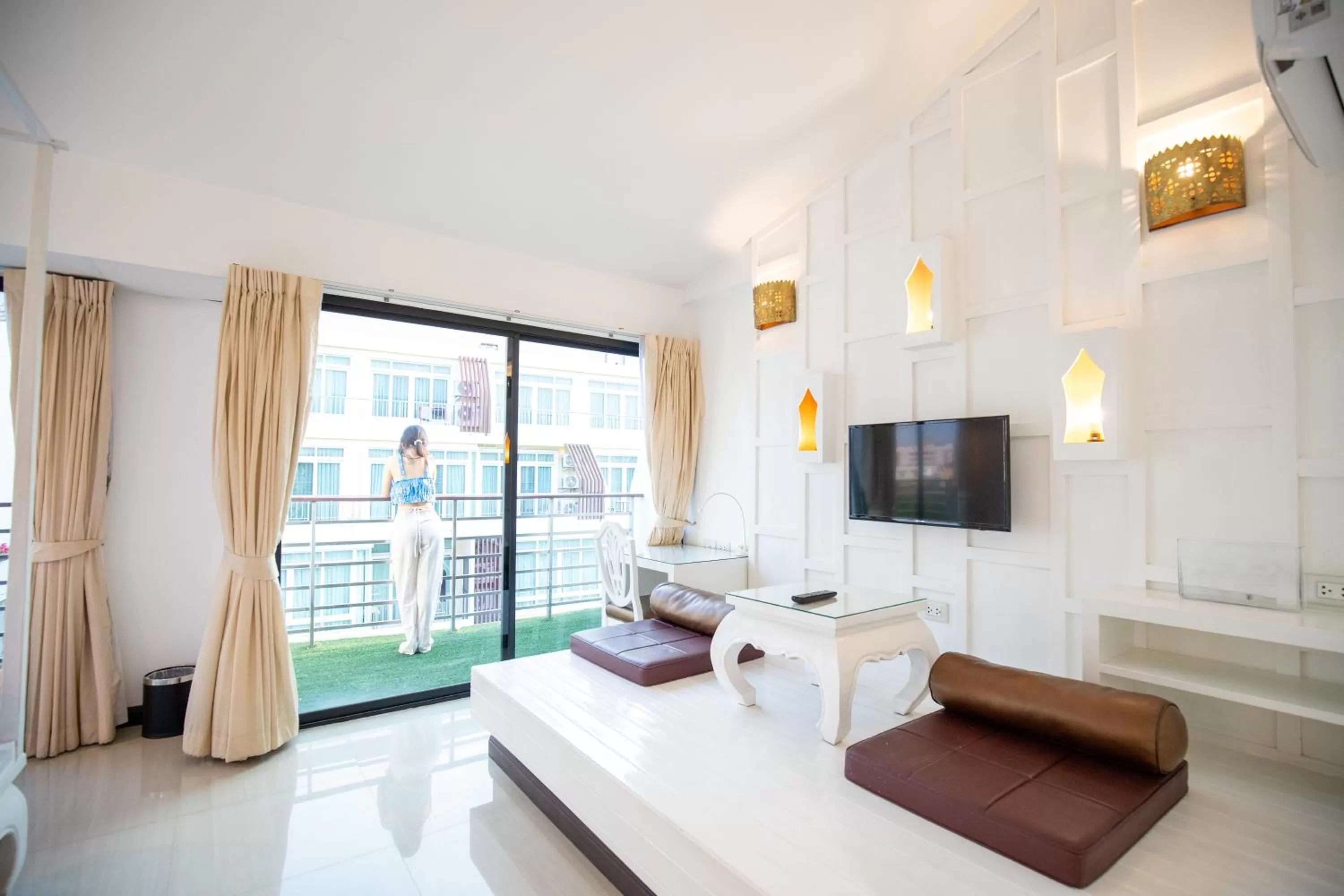 Balcony/Terrace, Bed in Nimman Mai Design Hotel Chiang Mai