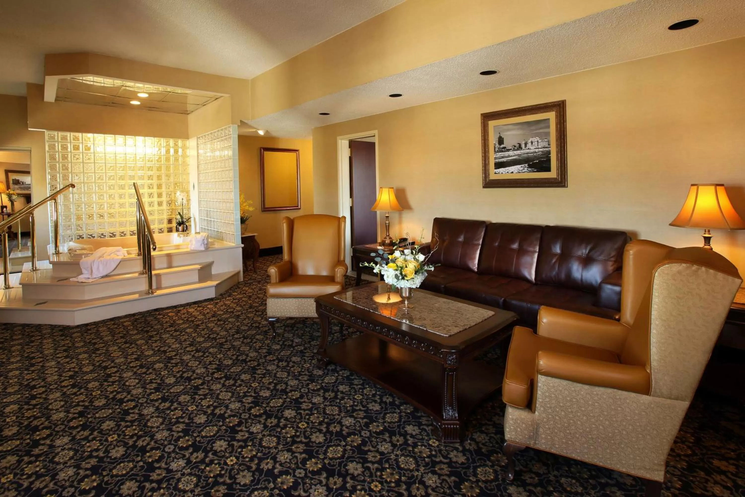 Photo of the whole room in The Claridge Hotel