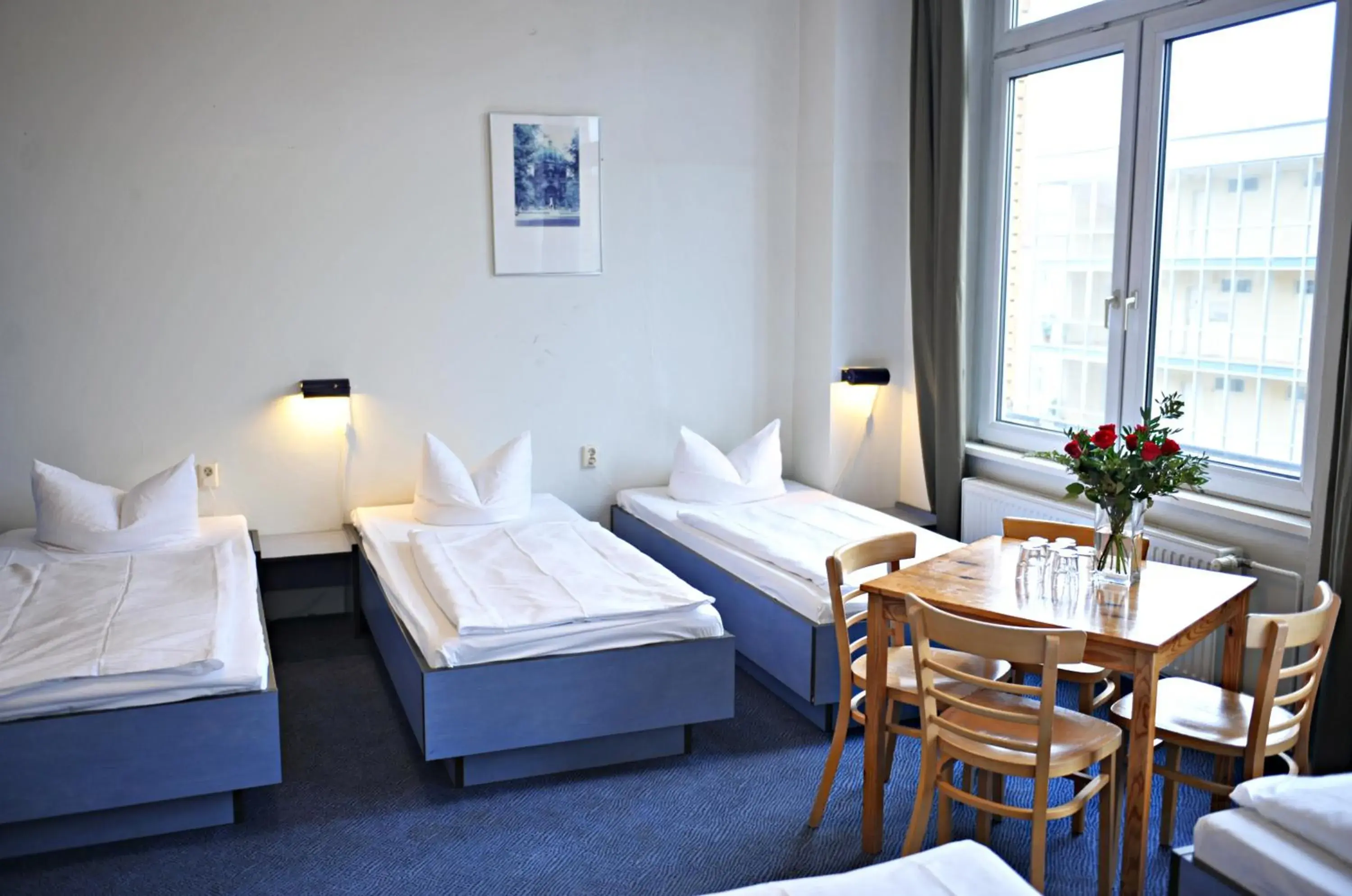 Lounge or bar, Bed in Hotel Transit Loft