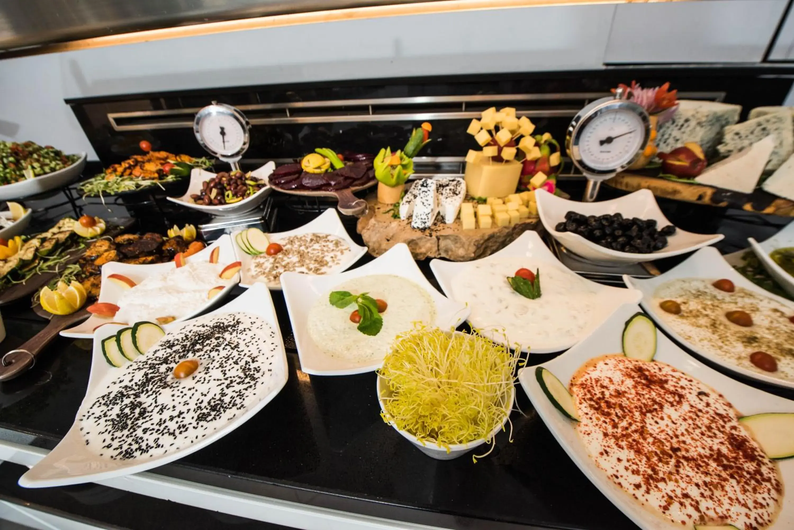 Buffet breakfast in Montefiore Hotel By Smart Hotels