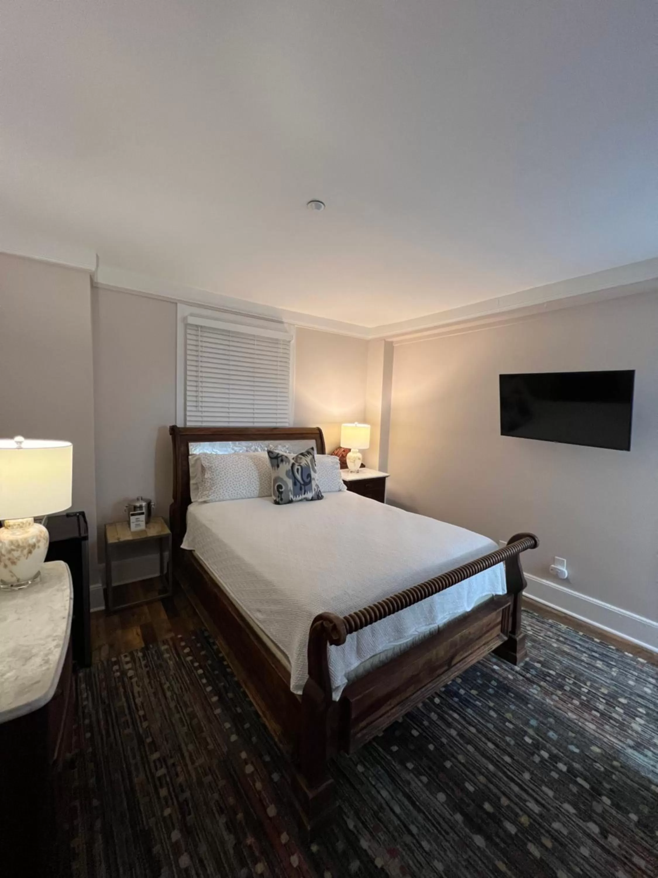 Bedroom, Bed in Elaine's Cape May Boutique Hotel