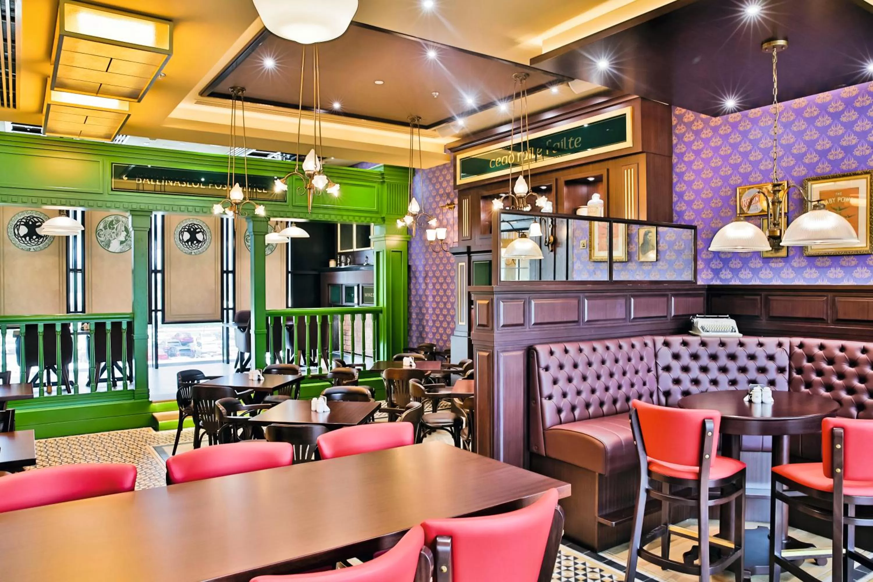 Restaurant/places to eat in Studio One Hotel