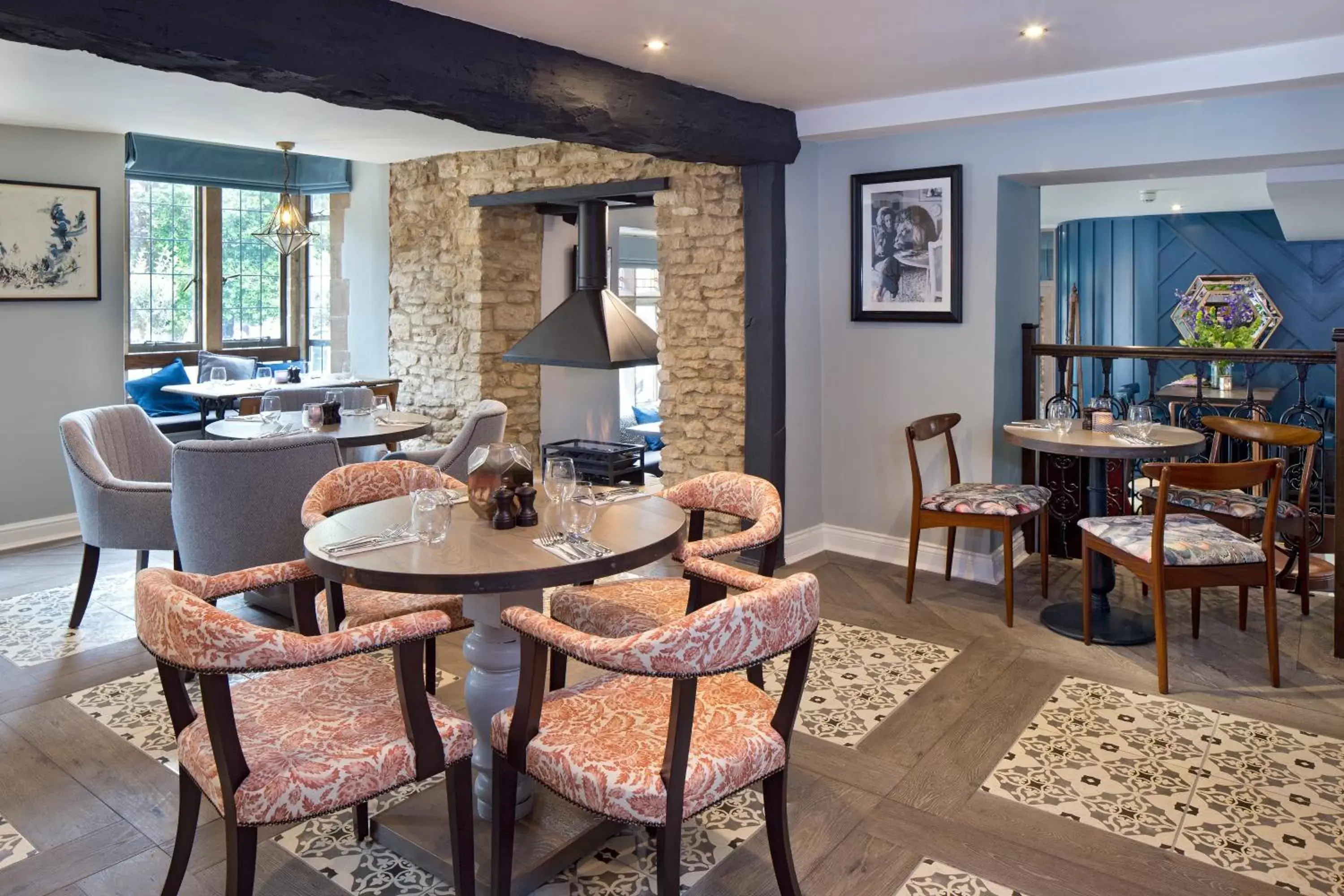 Lounge or bar, Restaurant/Places to Eat in The Sheep on Sheep Street Hotel