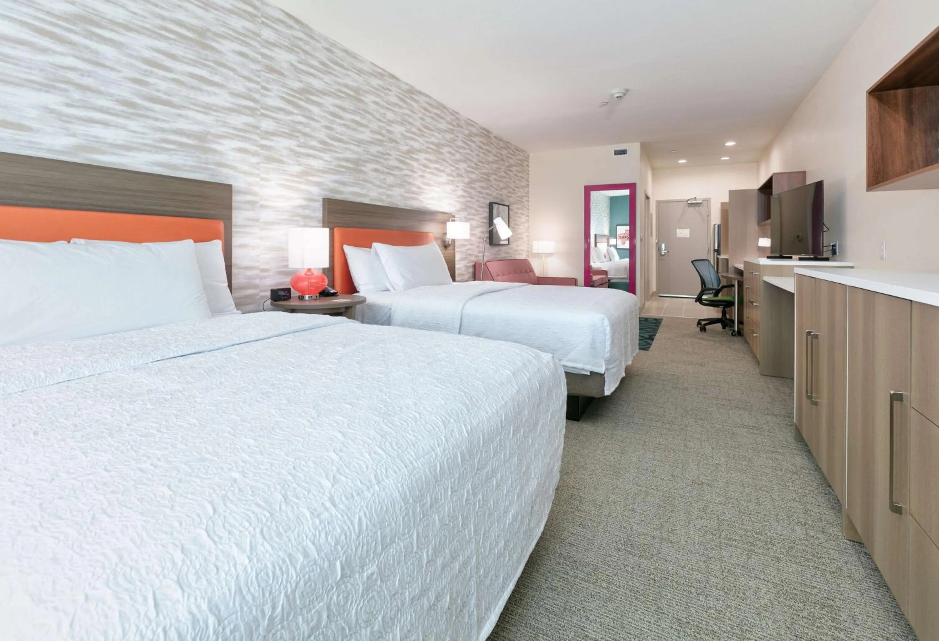 Bed in Home2 Suites By Hilton El Campo