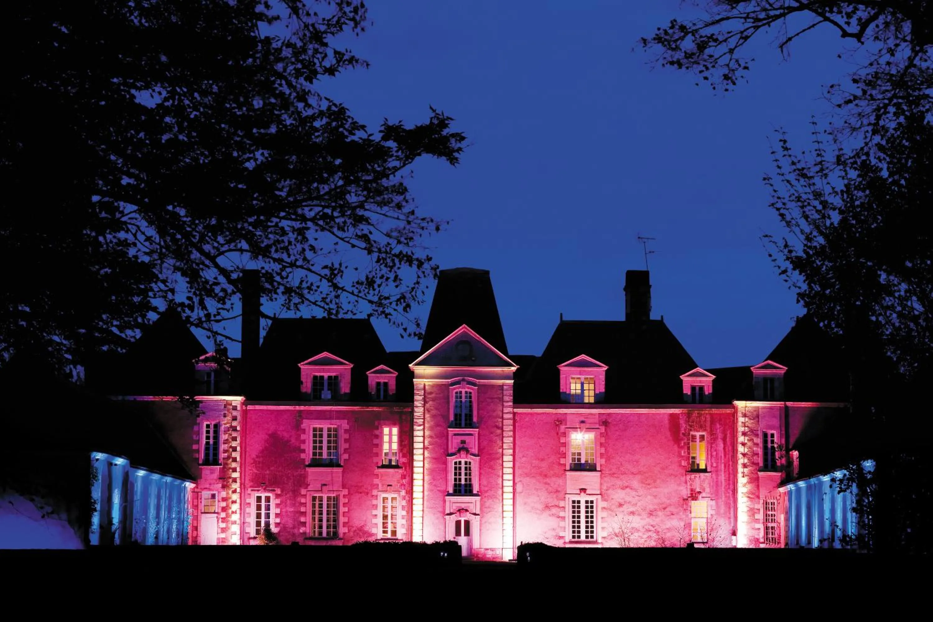 Facade/entrance in Le Domaine des Lys