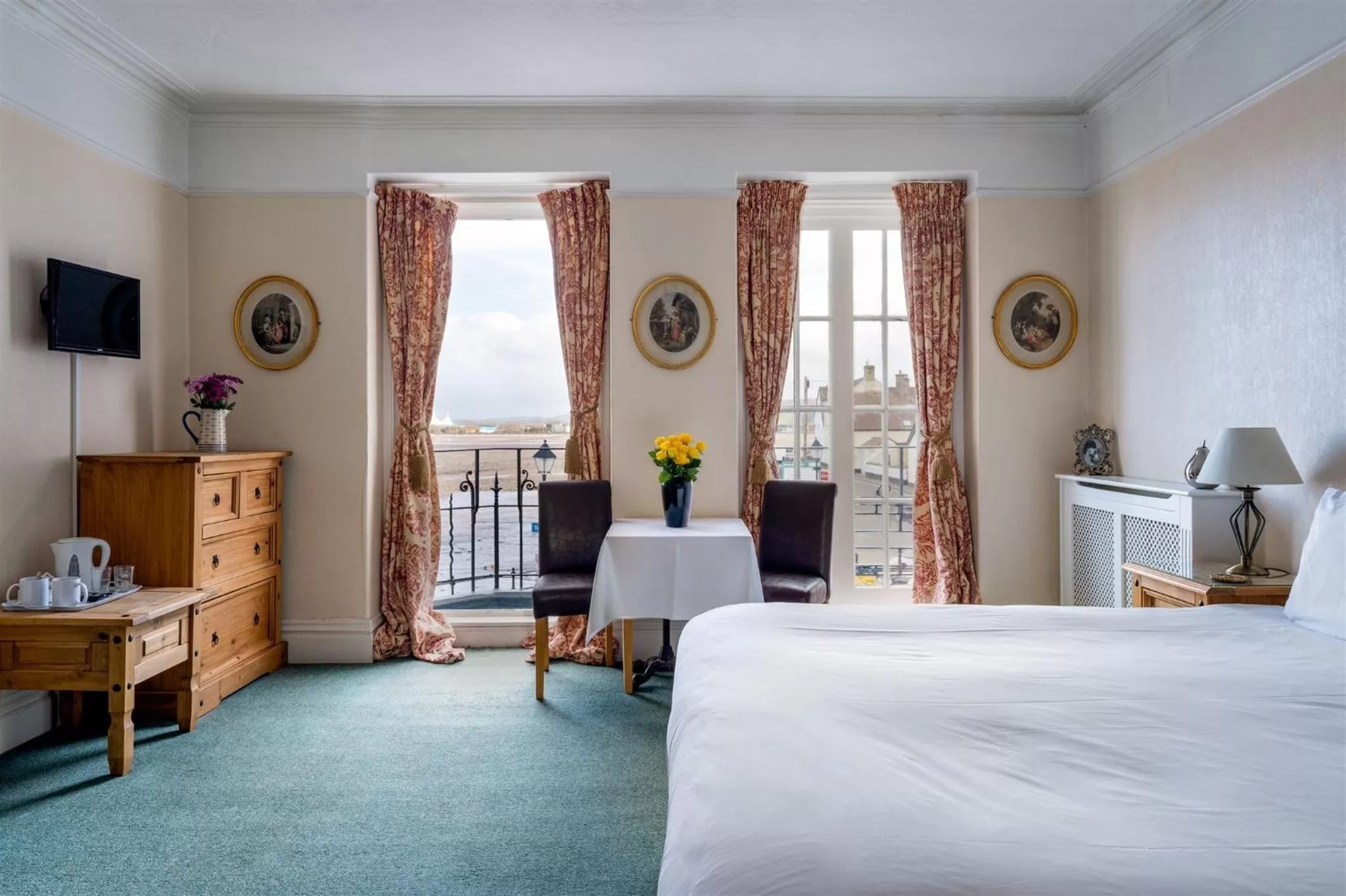 Bedroom, Bed in The Old Ship Aground