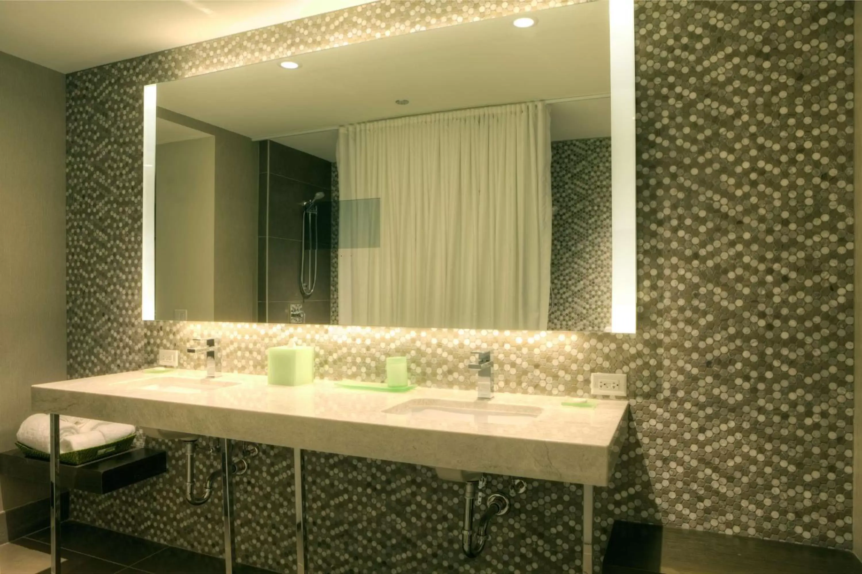 Photo of the whole room, Bathroom in Hyatt Centric The Loop Chicago