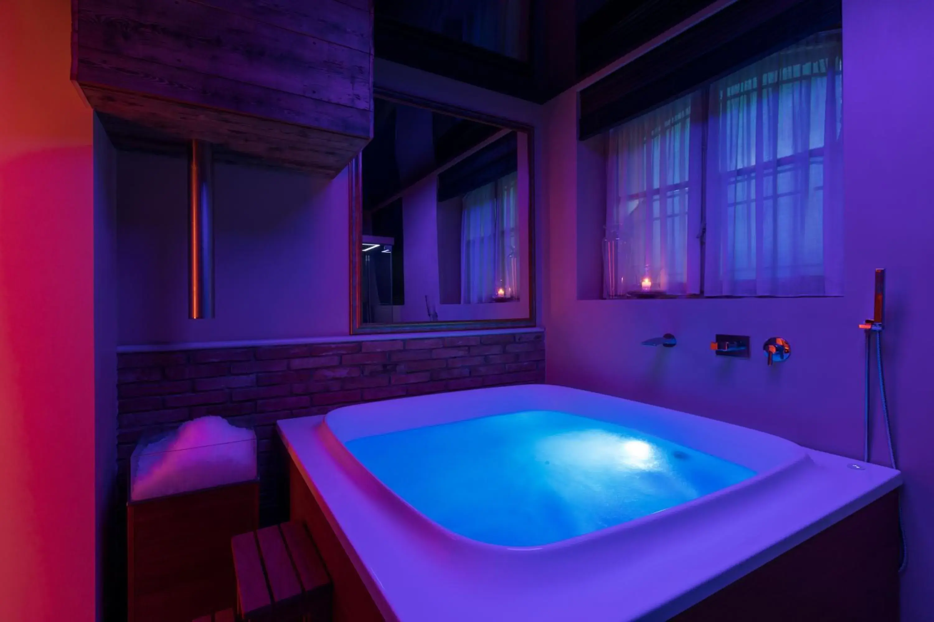 Spa and wellness centre/facilities in Boutique Hotel Villa Sostaga