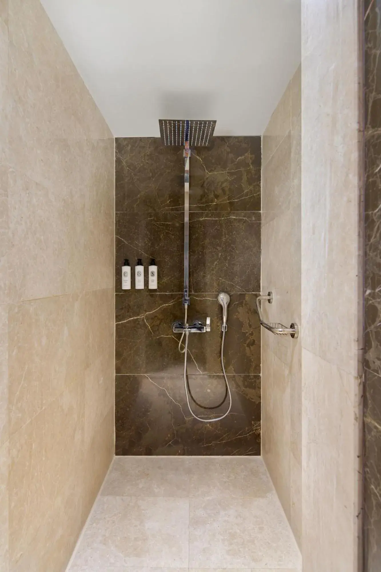 Shower, Bathroom in Maxx Royal Belek Golf Resort 