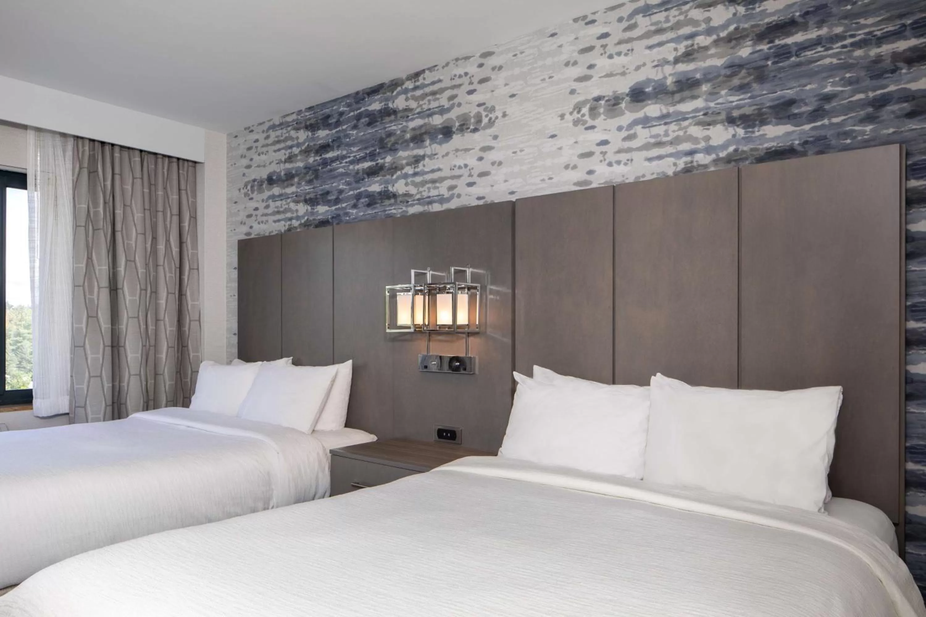 Bed in Embassy Suites by Hilton Portland Maine