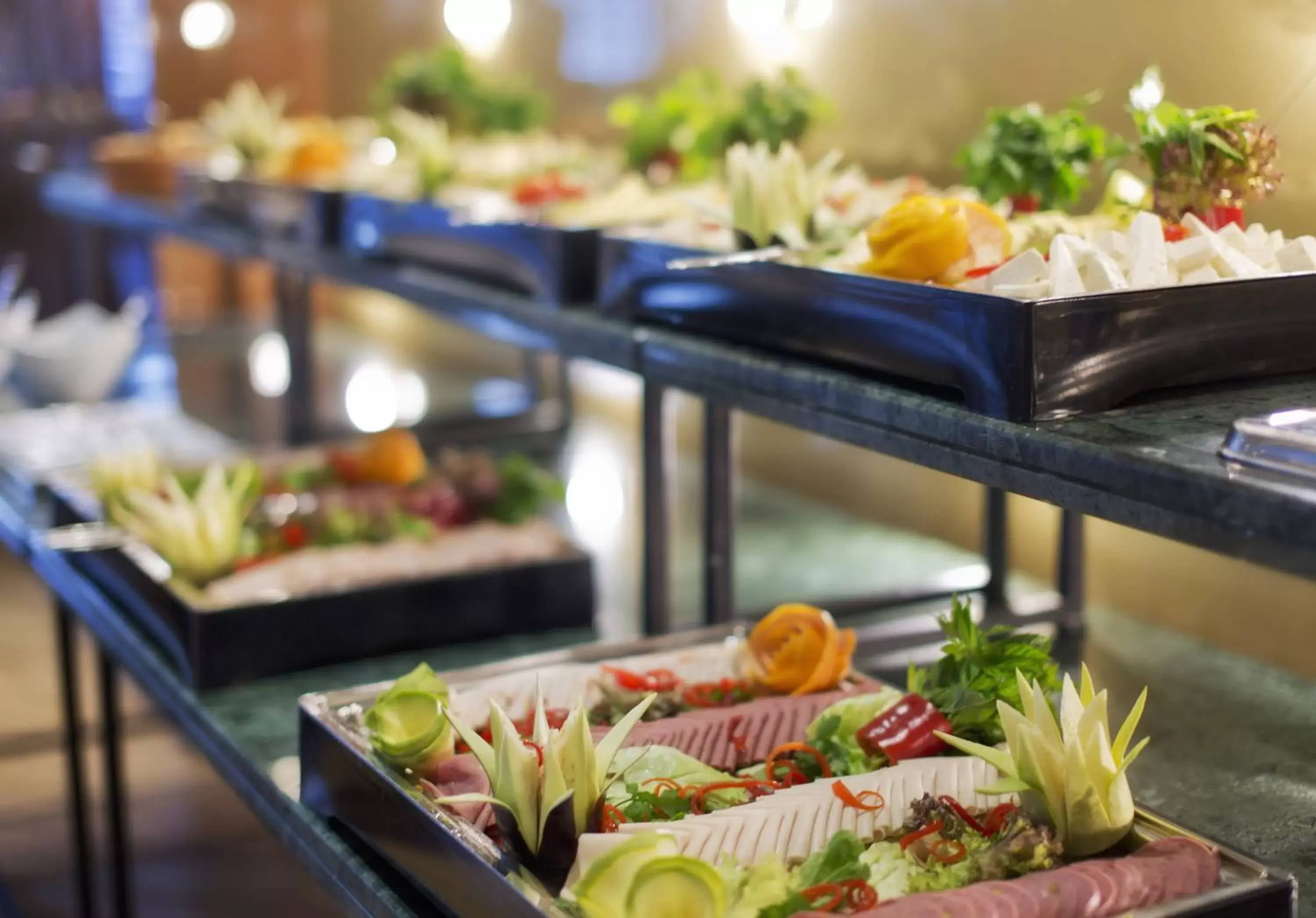Restaurant/places to eat, Food in Sura Hagia Sophia Hotel