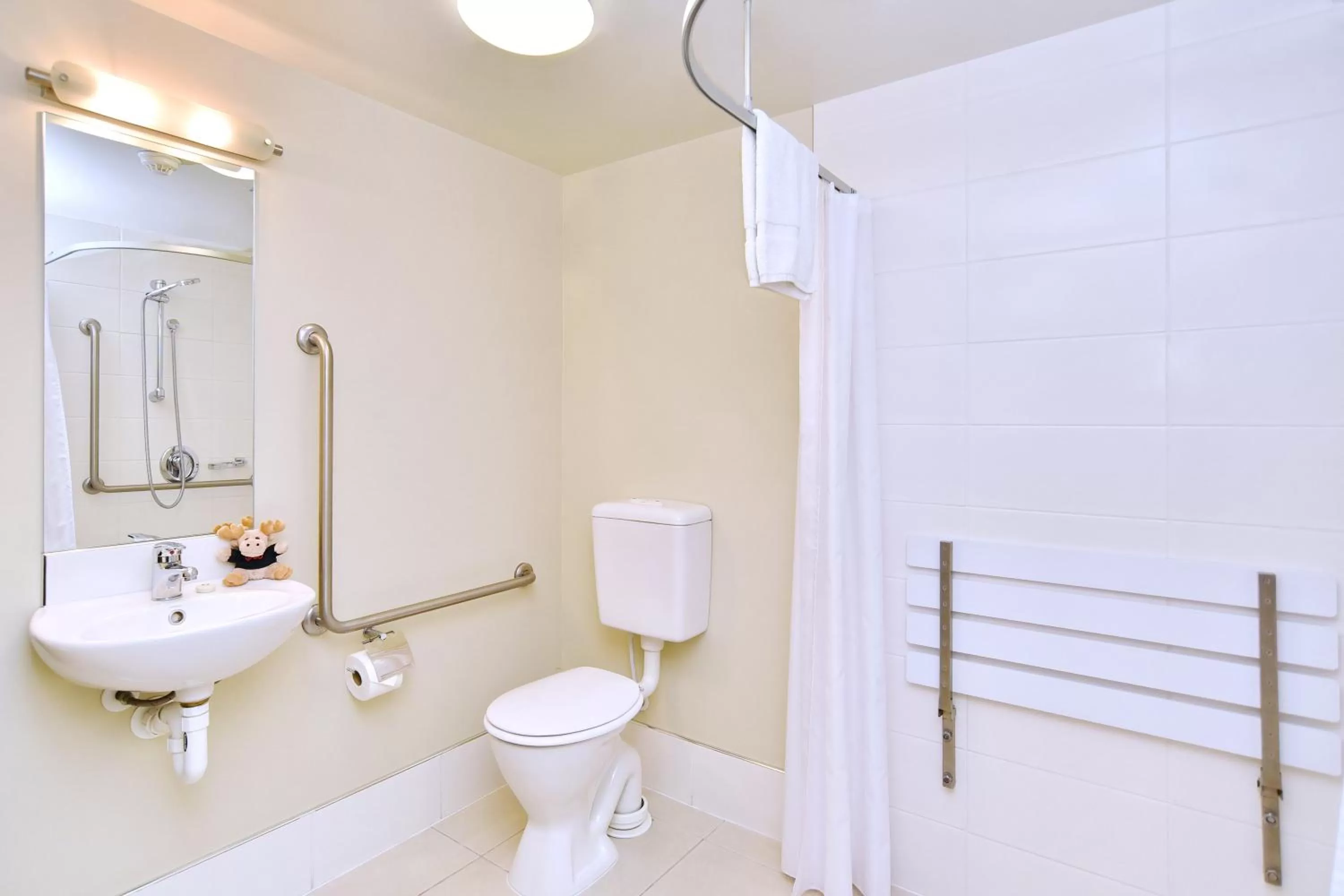 Shower in The Riverstone