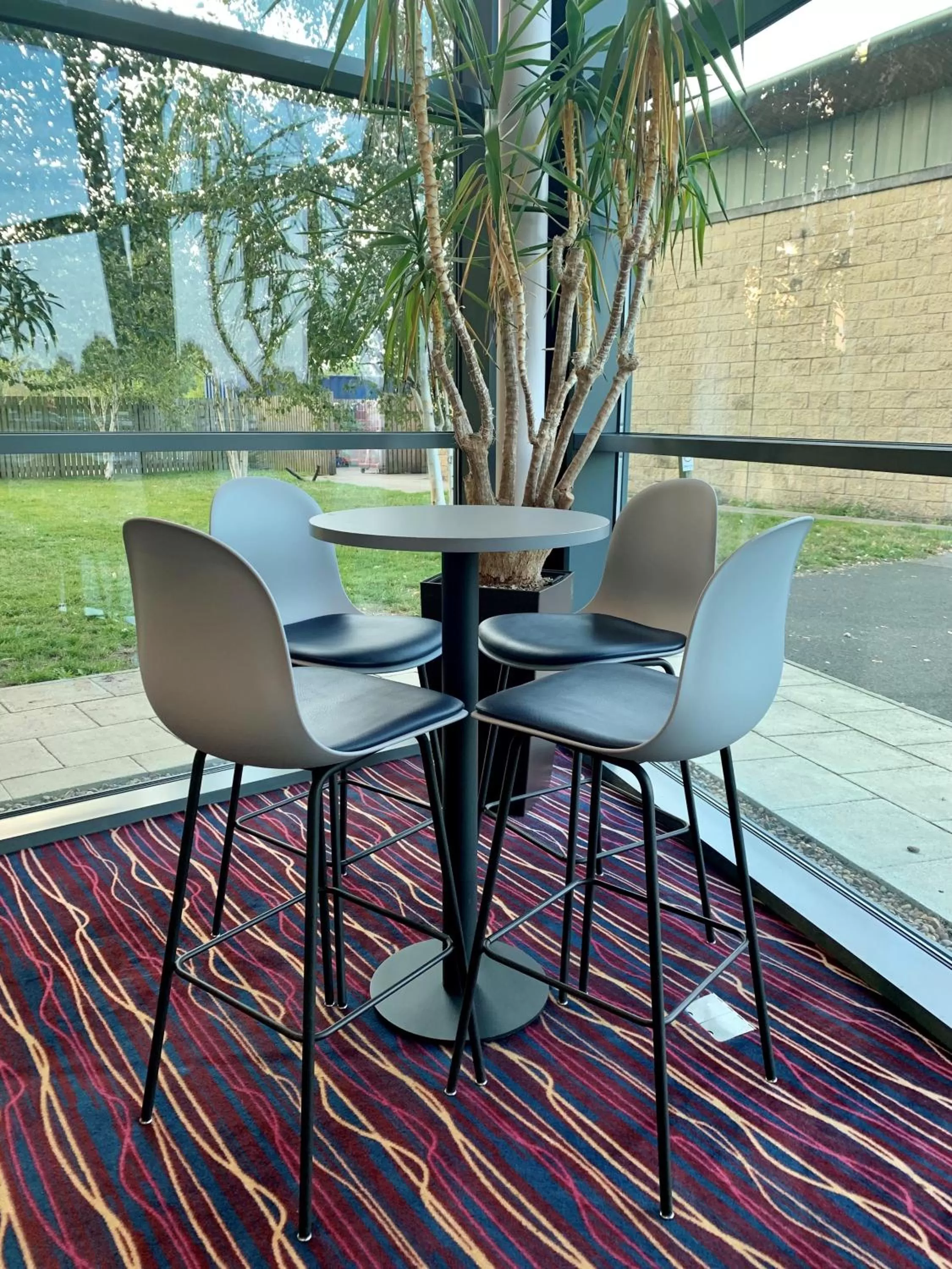 Lounge or bar in Days Inn Wetherby