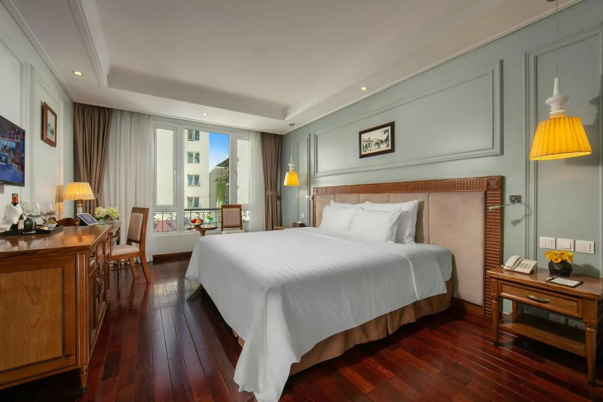 Bedroom in Hanoi Pearl Hotel