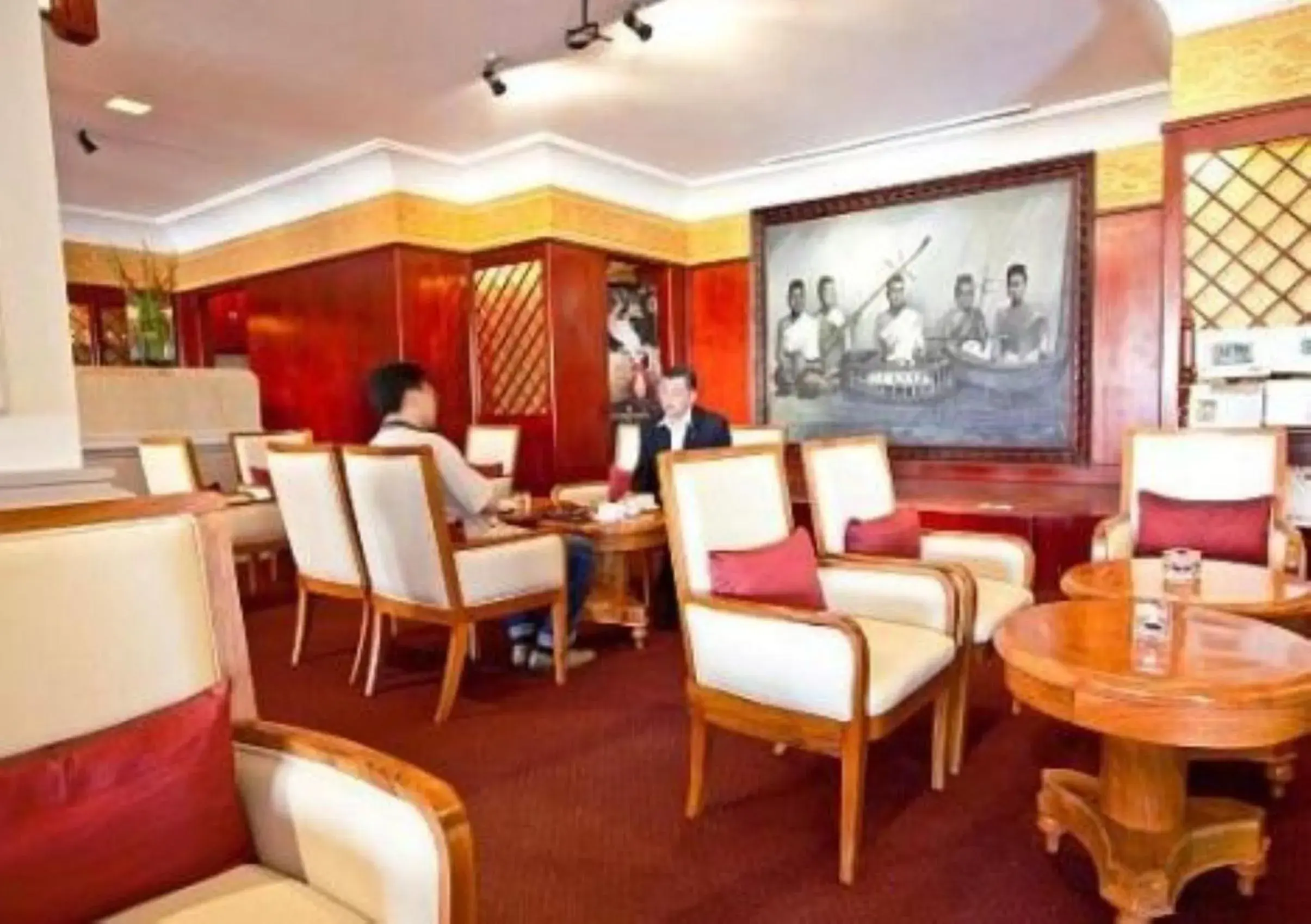 Lounge or bar, Restaurant/Places to Eat in Hotel Cambodiana