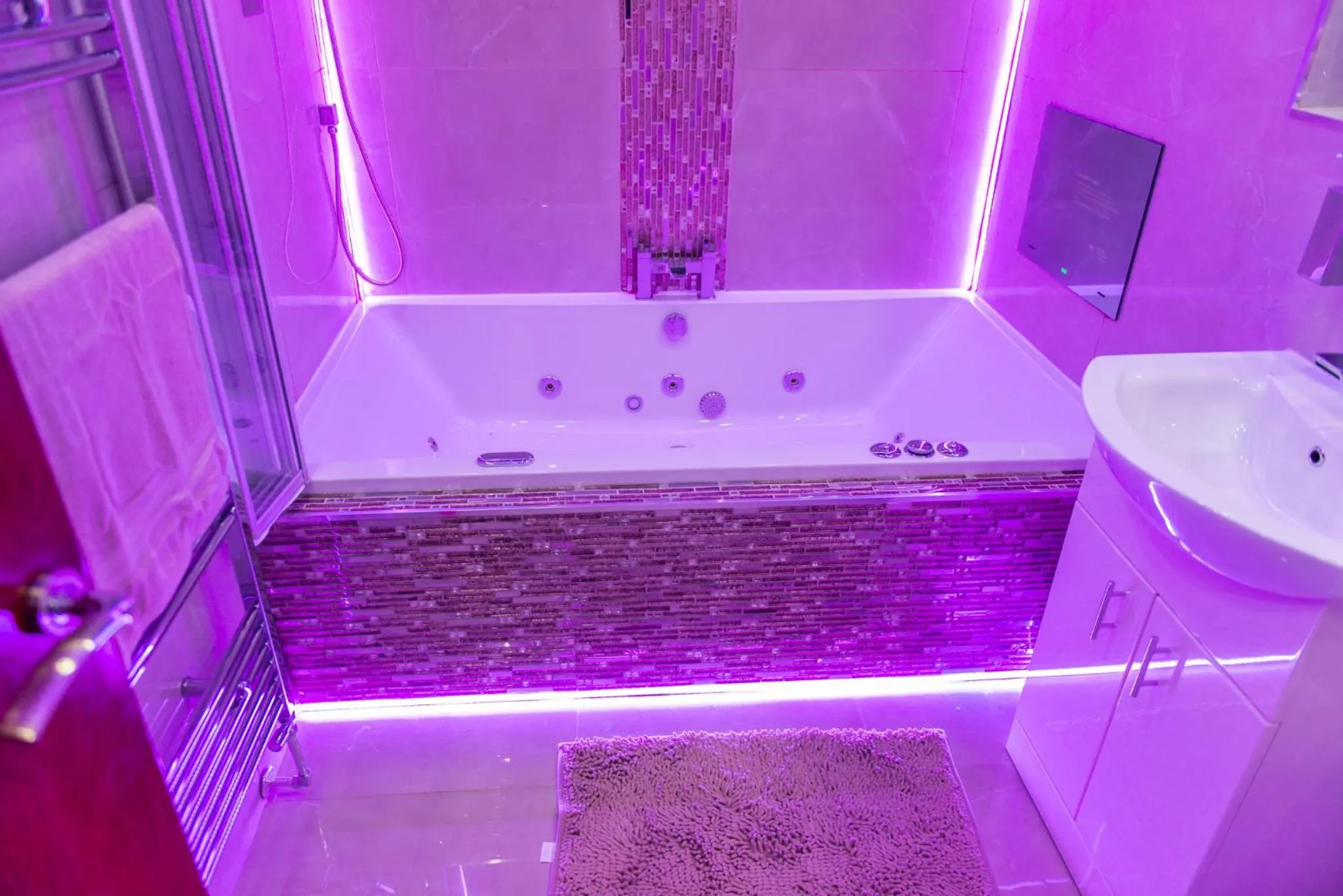 Meridian Serviced Apartments