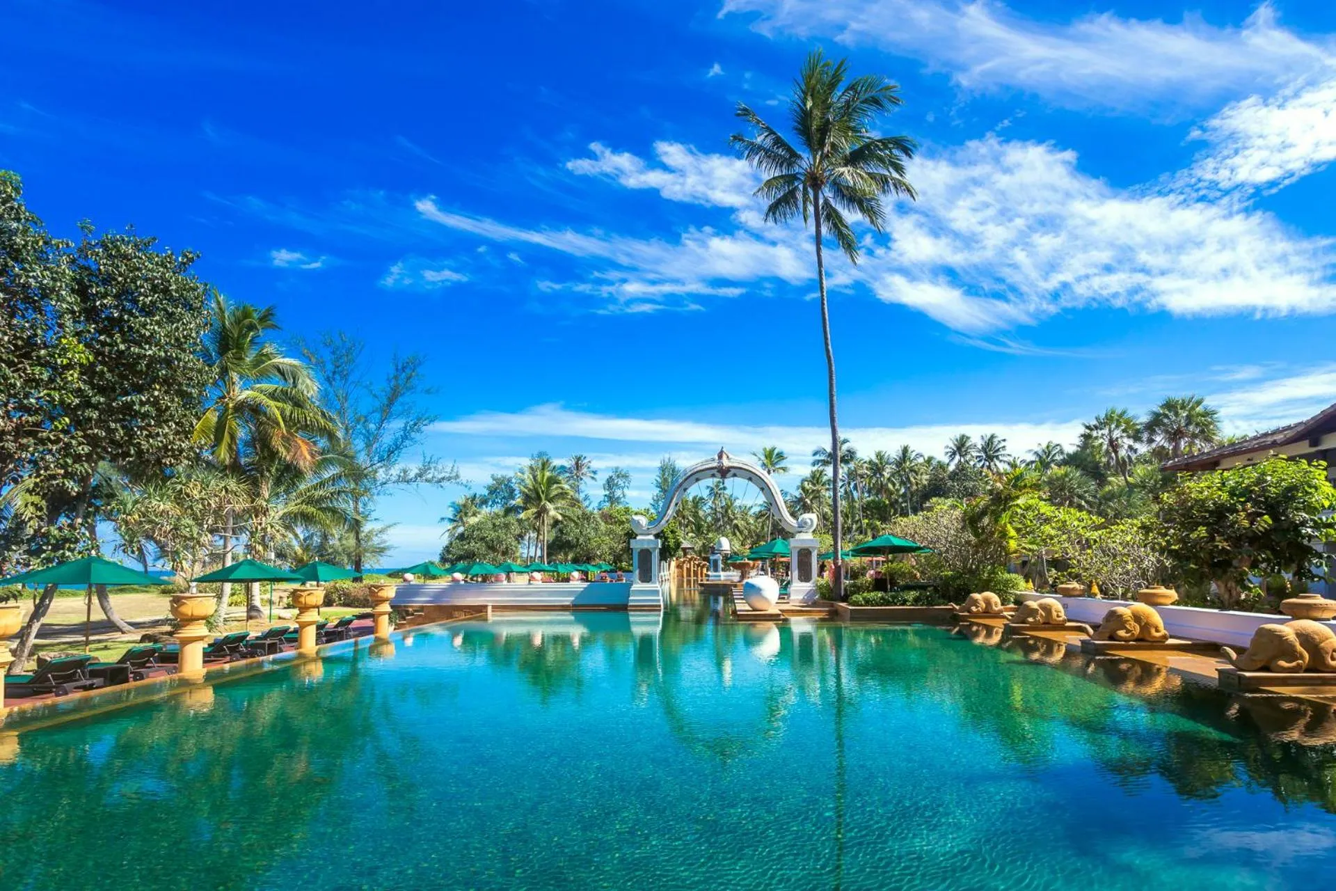 Swimming pool in JW Marriott Phuket Resort and Spa