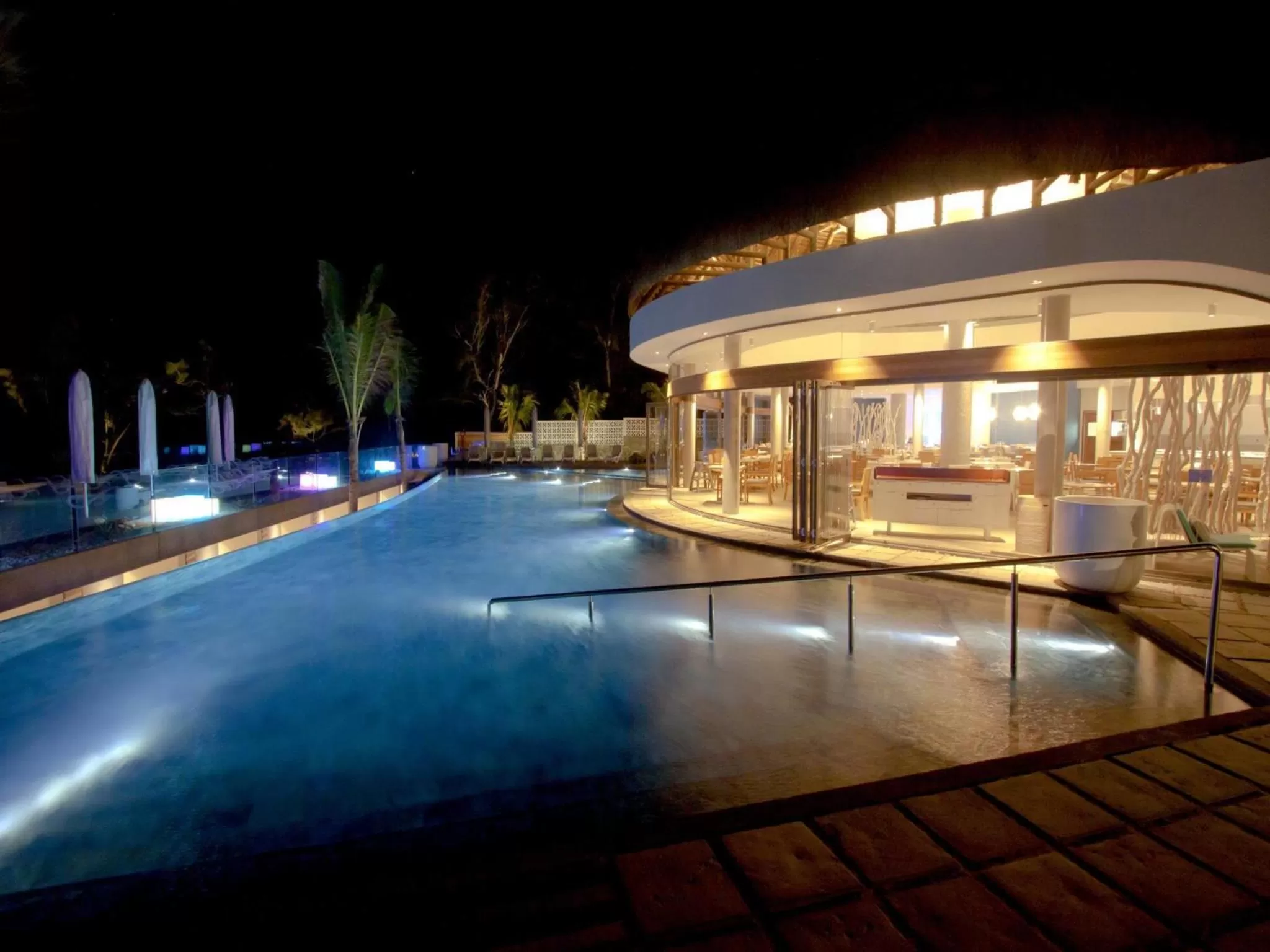 Pool view in Radisson Blu Poste Lafayette Resort & Spa (Adults Only)