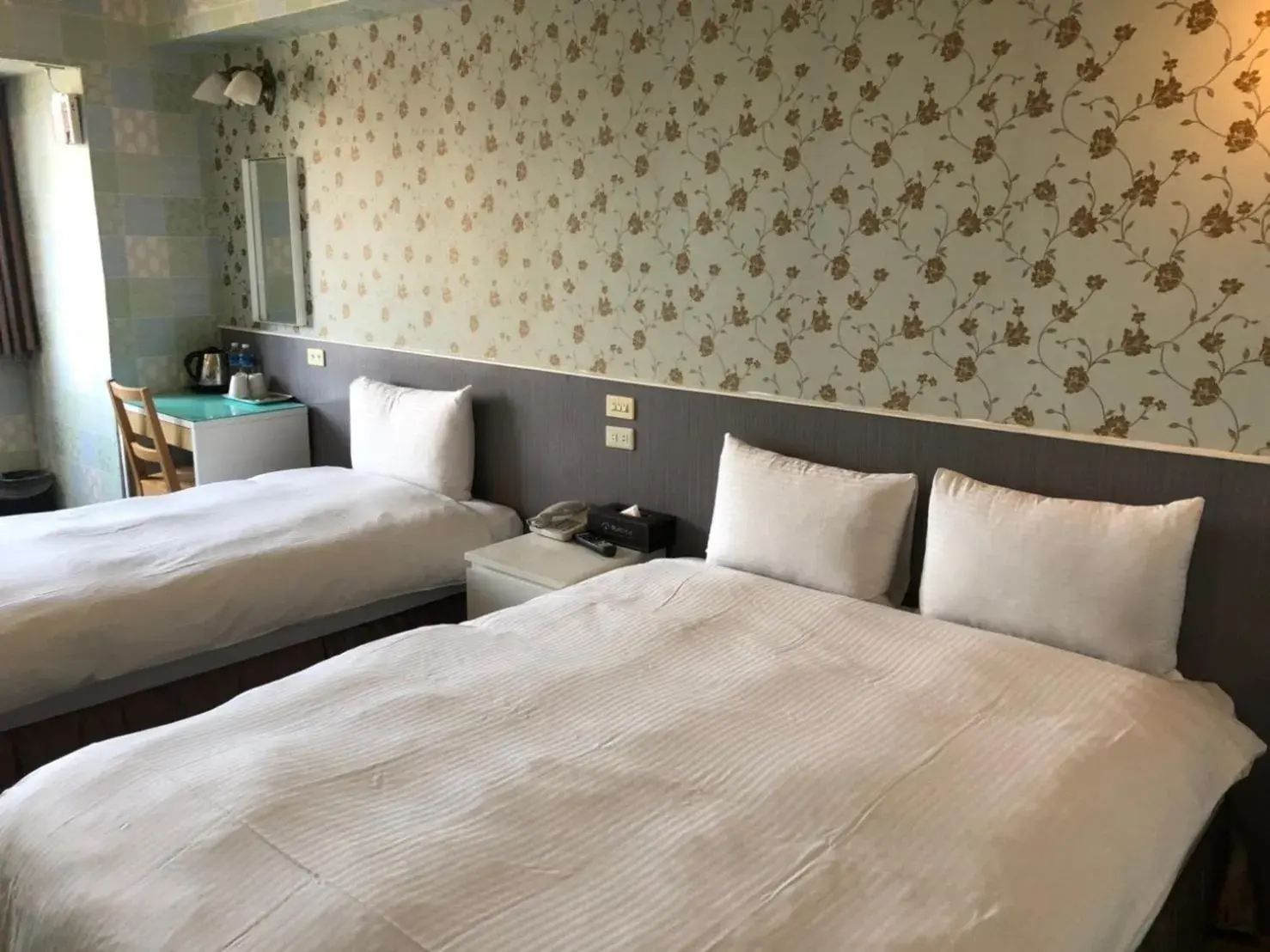 Bed in Sunny Hotel