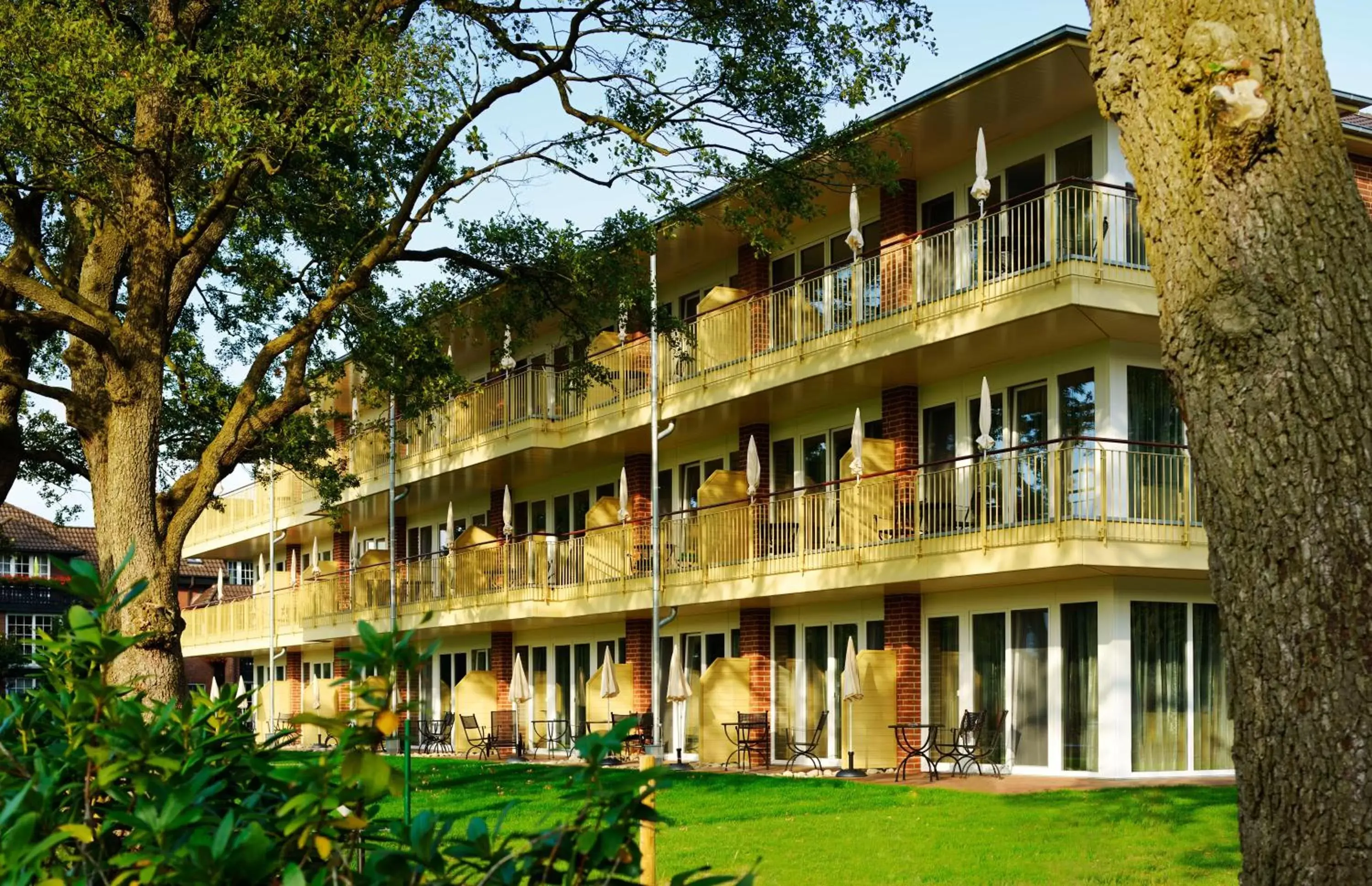 Facade/entrance, Property Building in Romantik Hotel Jagdhaus Eiden am See