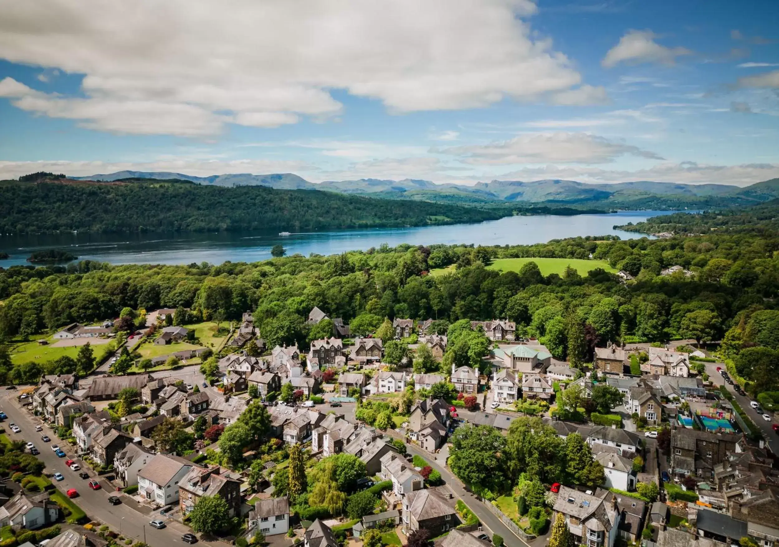 Bird's eye view, Bird's-eye View in Hillthwaite Hotel