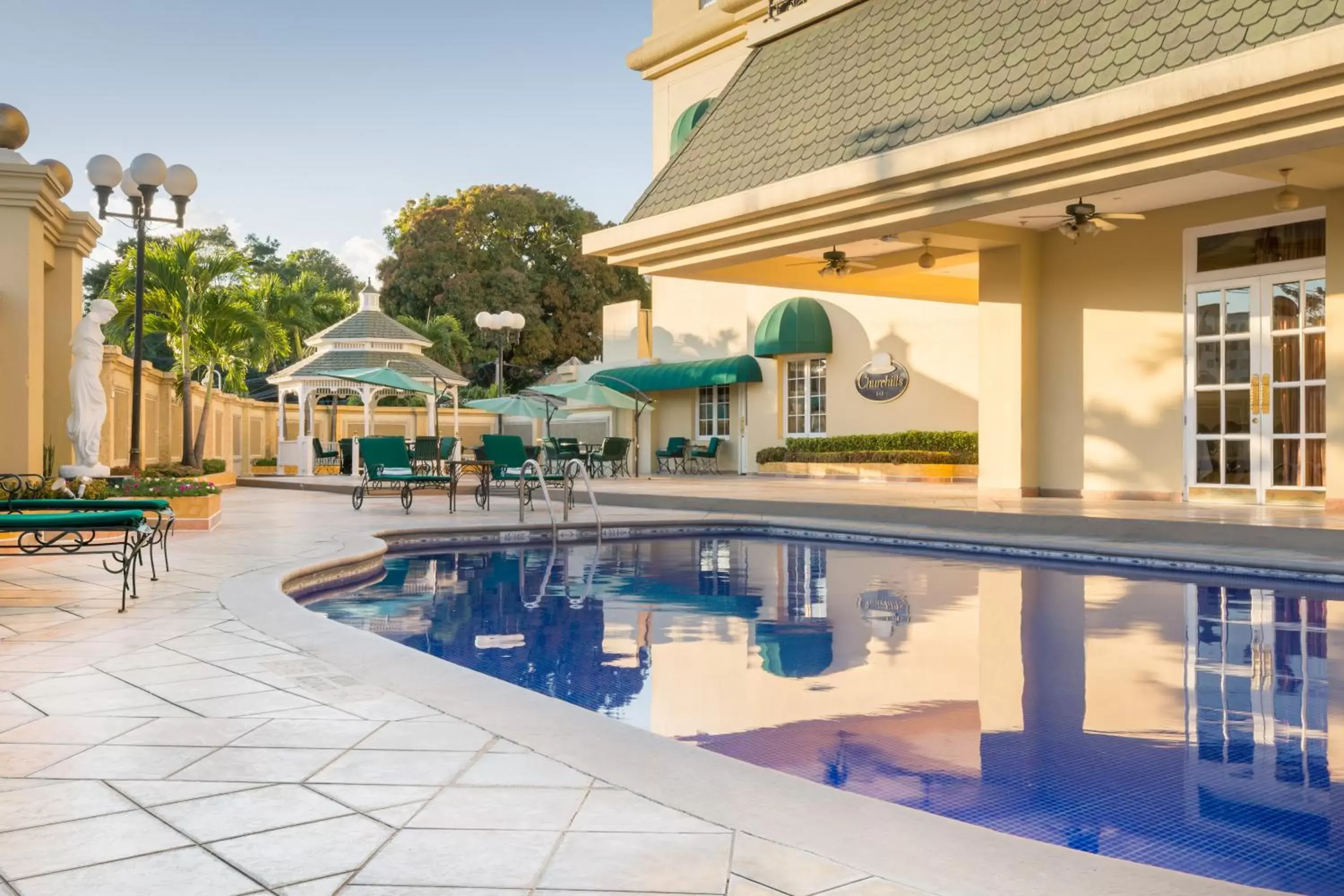 Swimming Pool in Barceló San Salvador