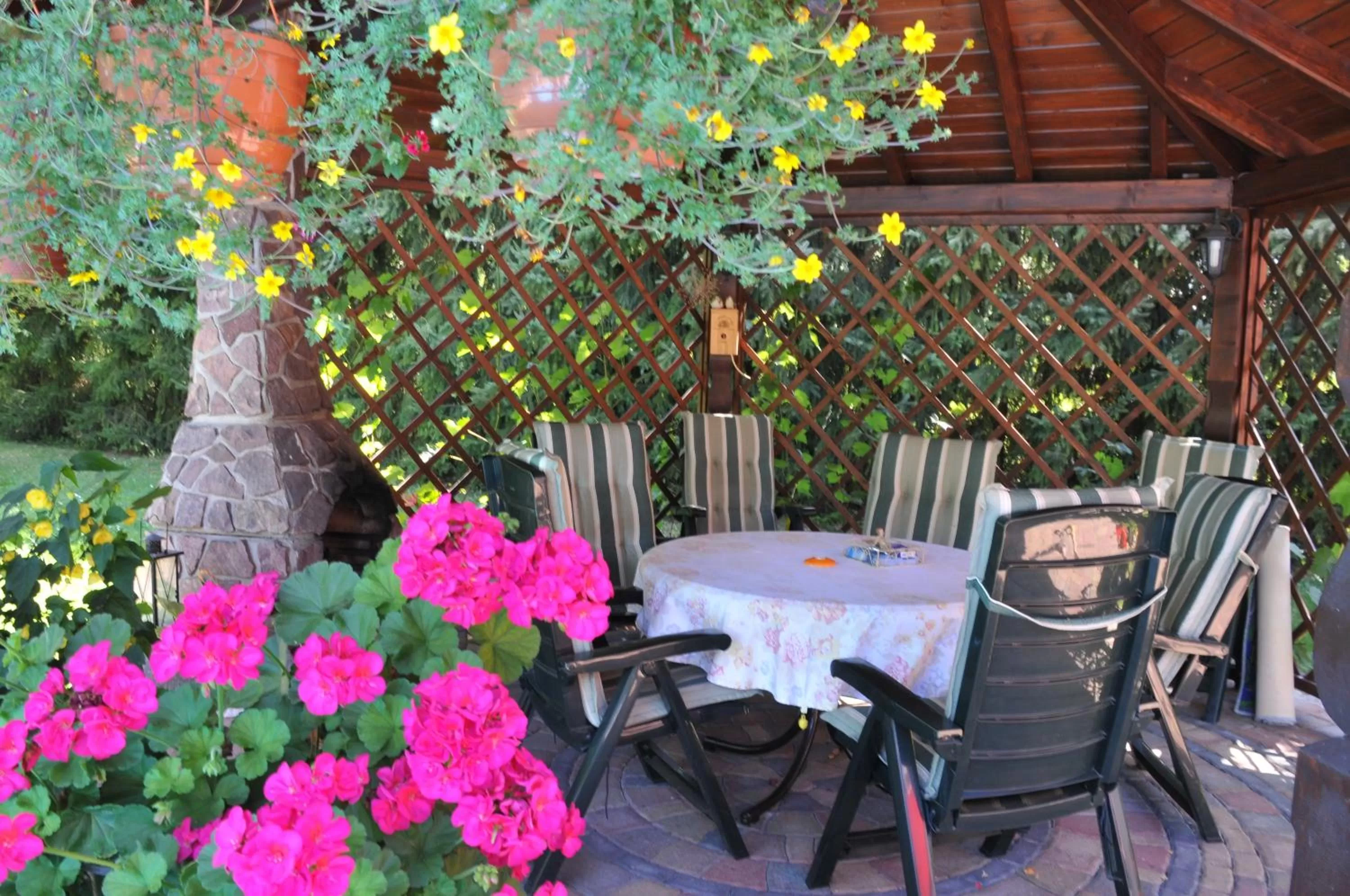 Garden in Land-Hotel Am Wald Garni