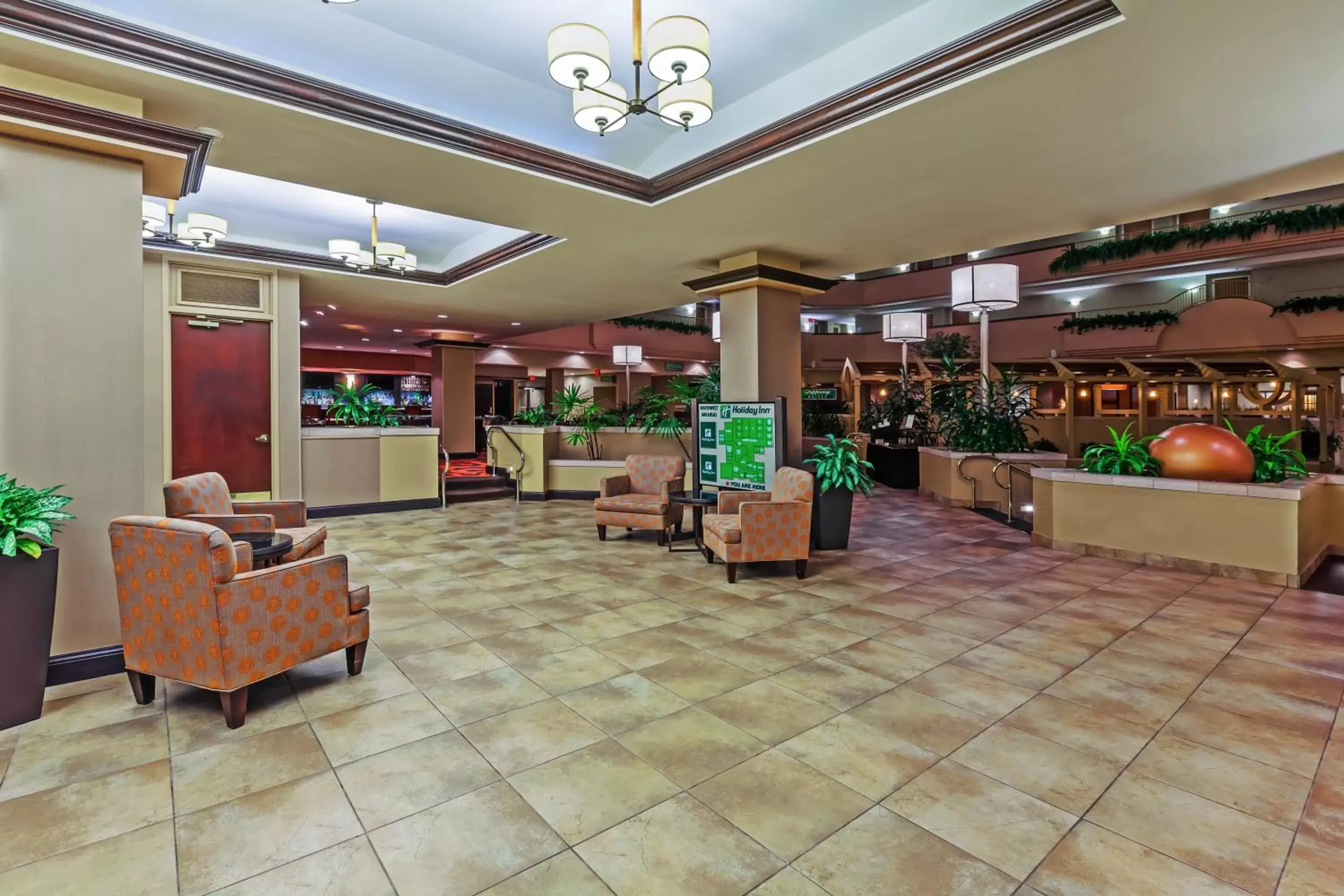 Property building, Lobby/Reception in Holiday Inn Springdale-Fayetteville Area, an IHG Hotel