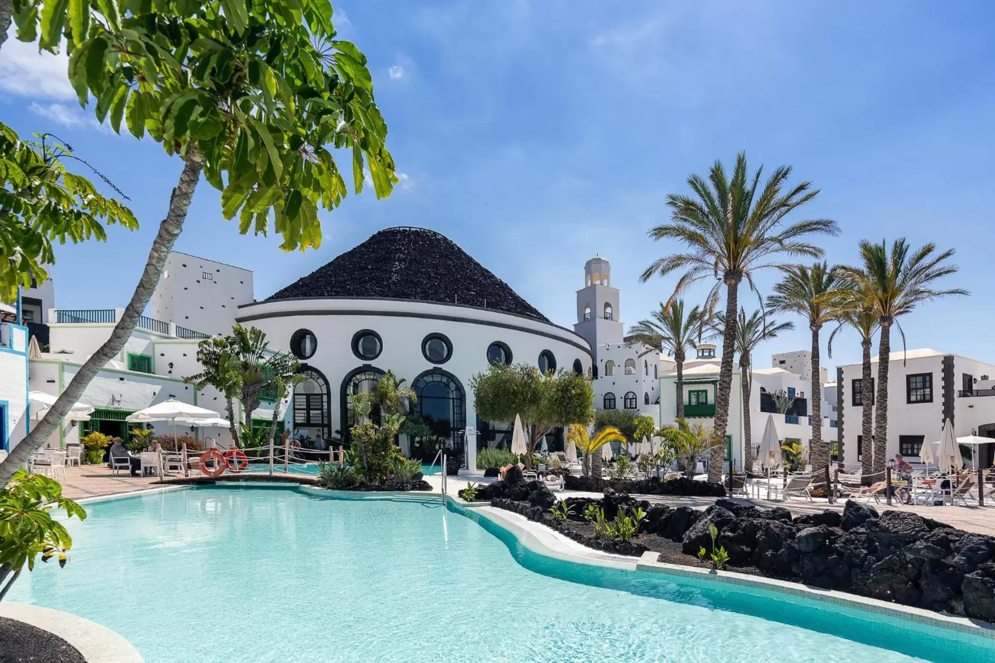 Swimming Pool in Hotel LIVVO Volcán Lanzarote