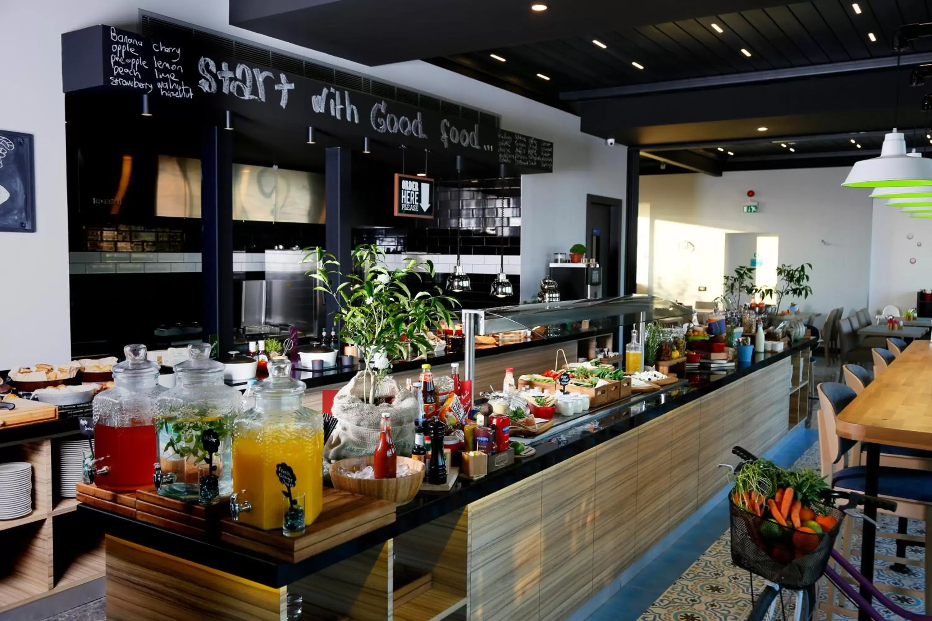 Buffet breakfast, Restaurant/Places to Eat in Park Inn by Radisson Izmir